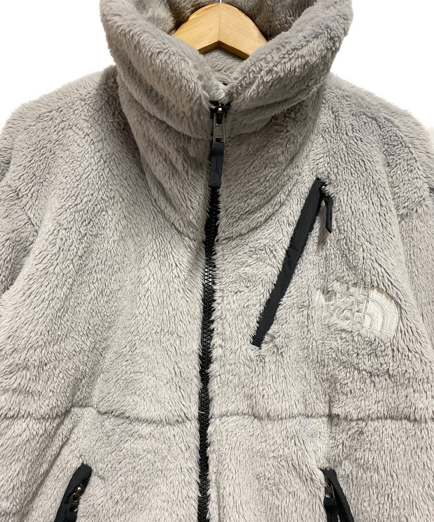 THE NORTH FACE (ザ ノース フェイス) ANTARCTICA Versa Loft Jacket グレー サイズ:XL