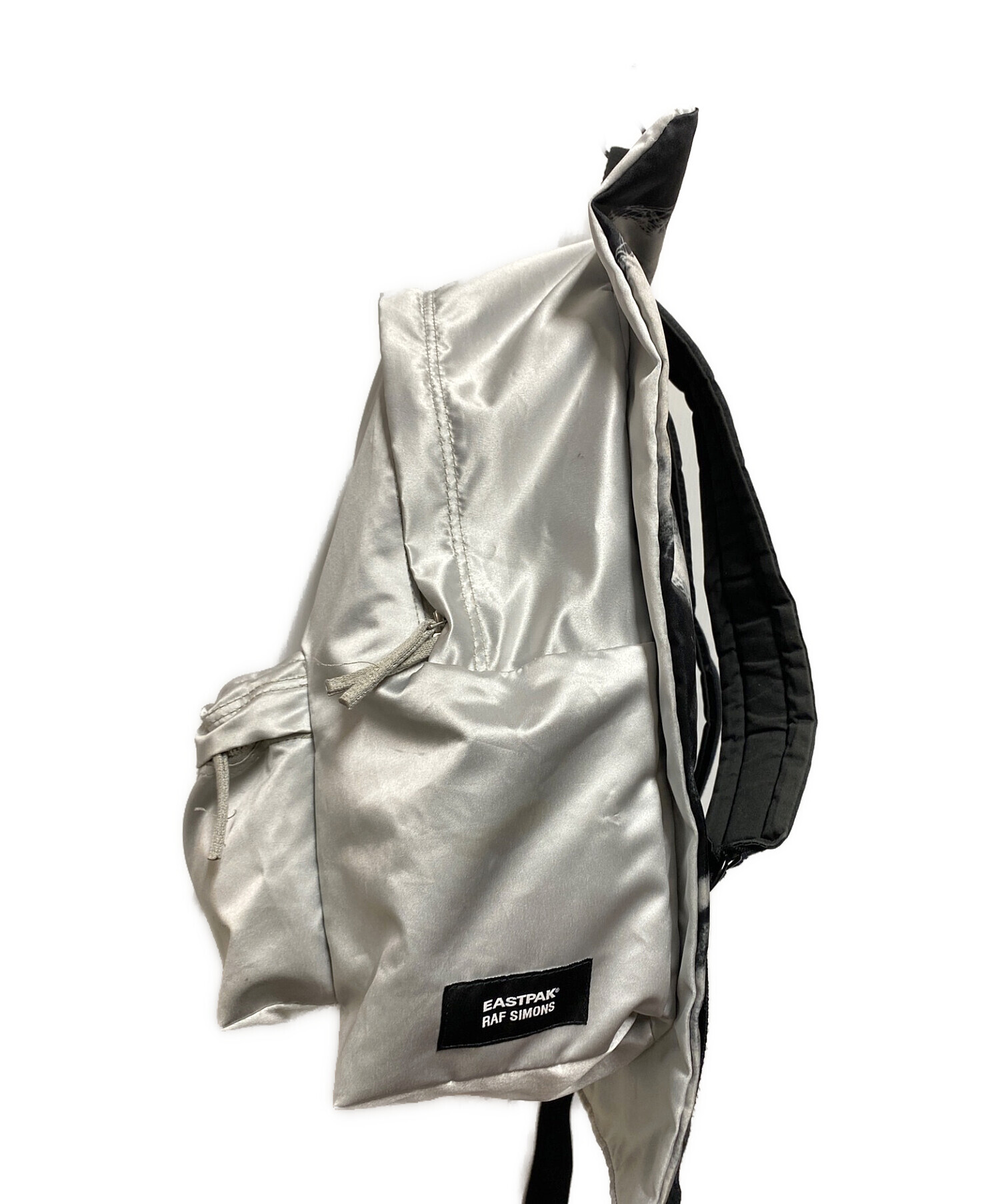 パーティを彩るご馳走や raf simons eastpak ラフシモンズ バッグ ...