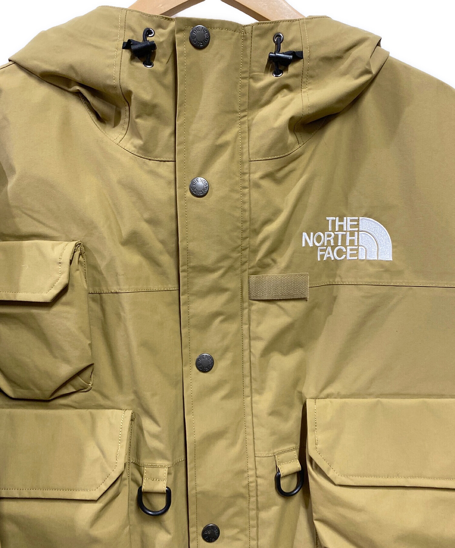 THE NORTH FACE (ザ ノース フェイス) SUPREME (シュプリーム) Cargo Jacket ベージュ サイズ:М