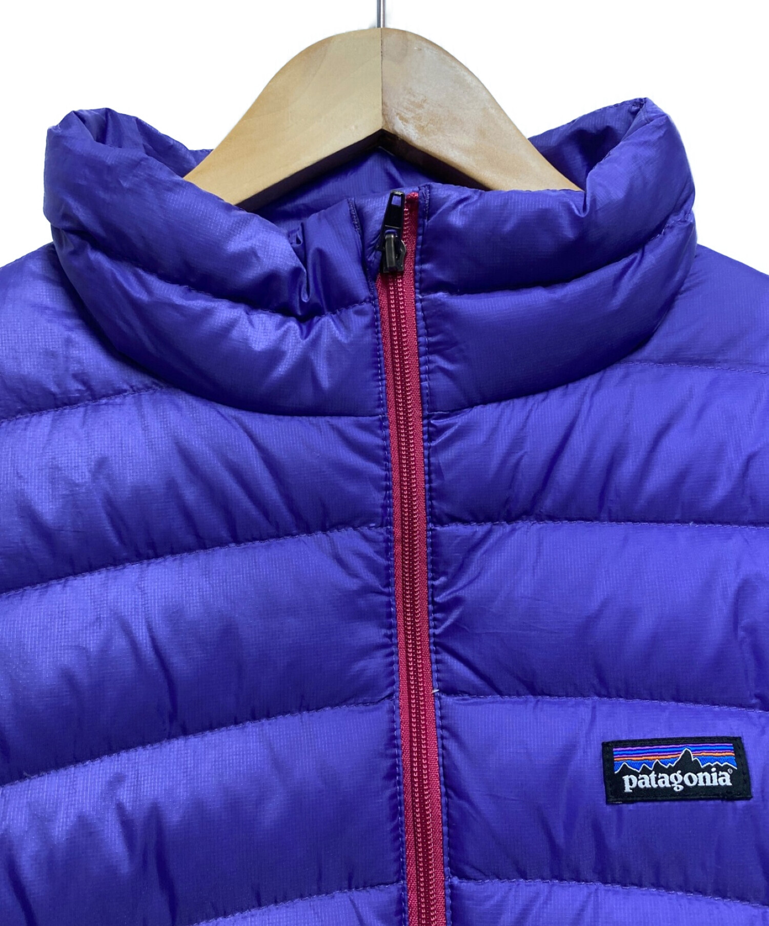 中古・古着通販】Patagonia (パタゴニア) ダウンジャケット パープル