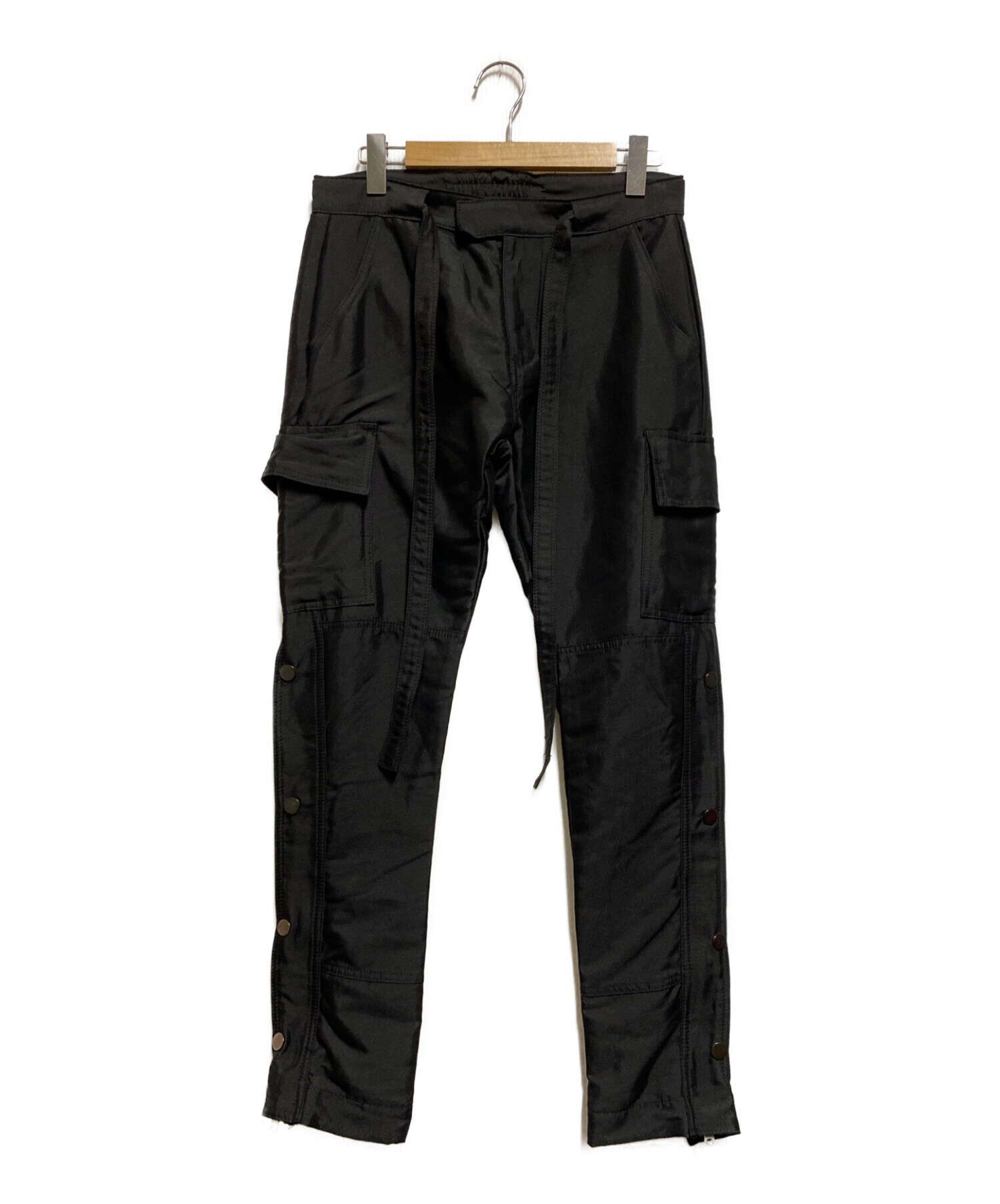 中古・古着通販】mnml (ミニマル) Snap Zipper Cargo Pants ブラック