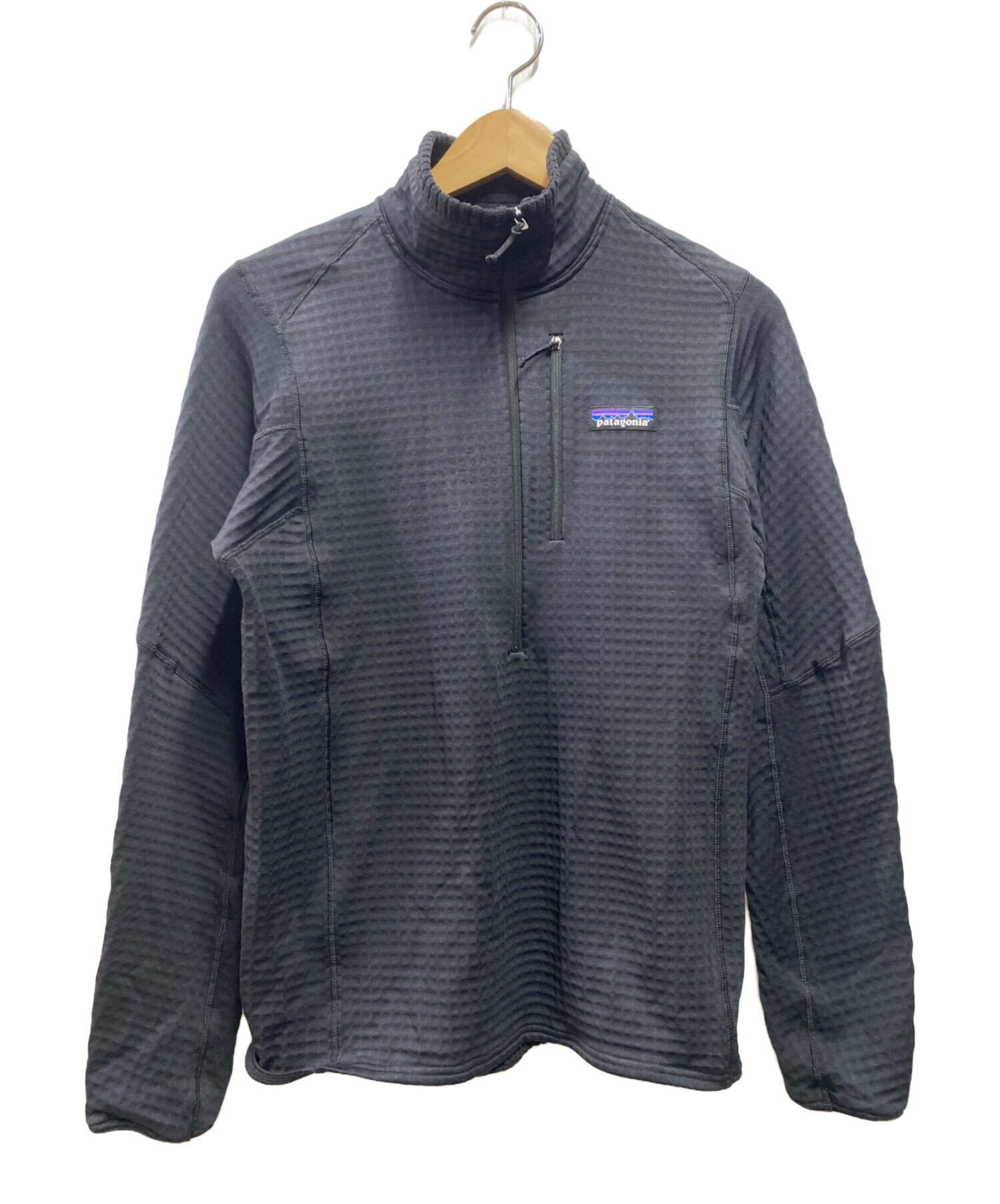 中古・古着通販】Patagonia (パタゴニア) R1プルオーバー ネイビー サイズ:XS｜ブランド・古着通販 トレファク公式【TREFAC  FASHION】スマホサイト