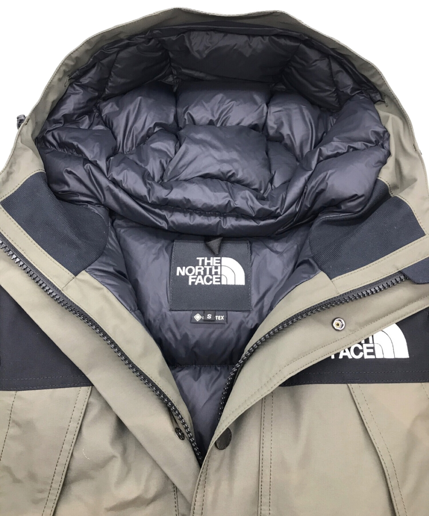 THE NORTH FACE (ザ ノース フェイス) マウンテンダウンジャケト カーキ サイズ:S