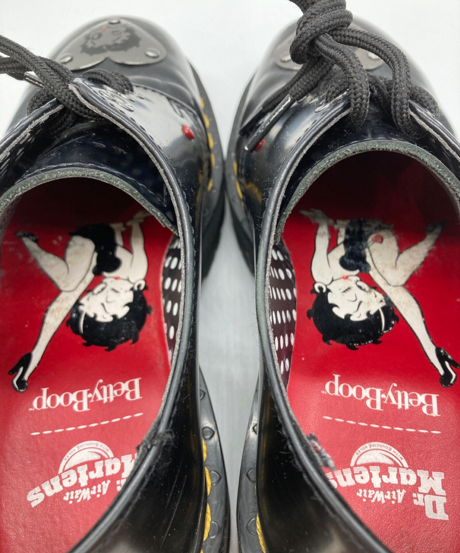 Dr.Martens (ドクターマーチン) BETTY BOOP (ベティー・ブープ) ベティハートプレート3ホール厚底シューズ ブラック サイズ:24