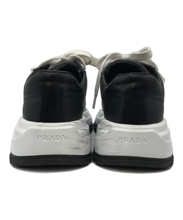 中古・古着通販】PRADA (プラダ) 三角プレートスニーカー ブラック ...