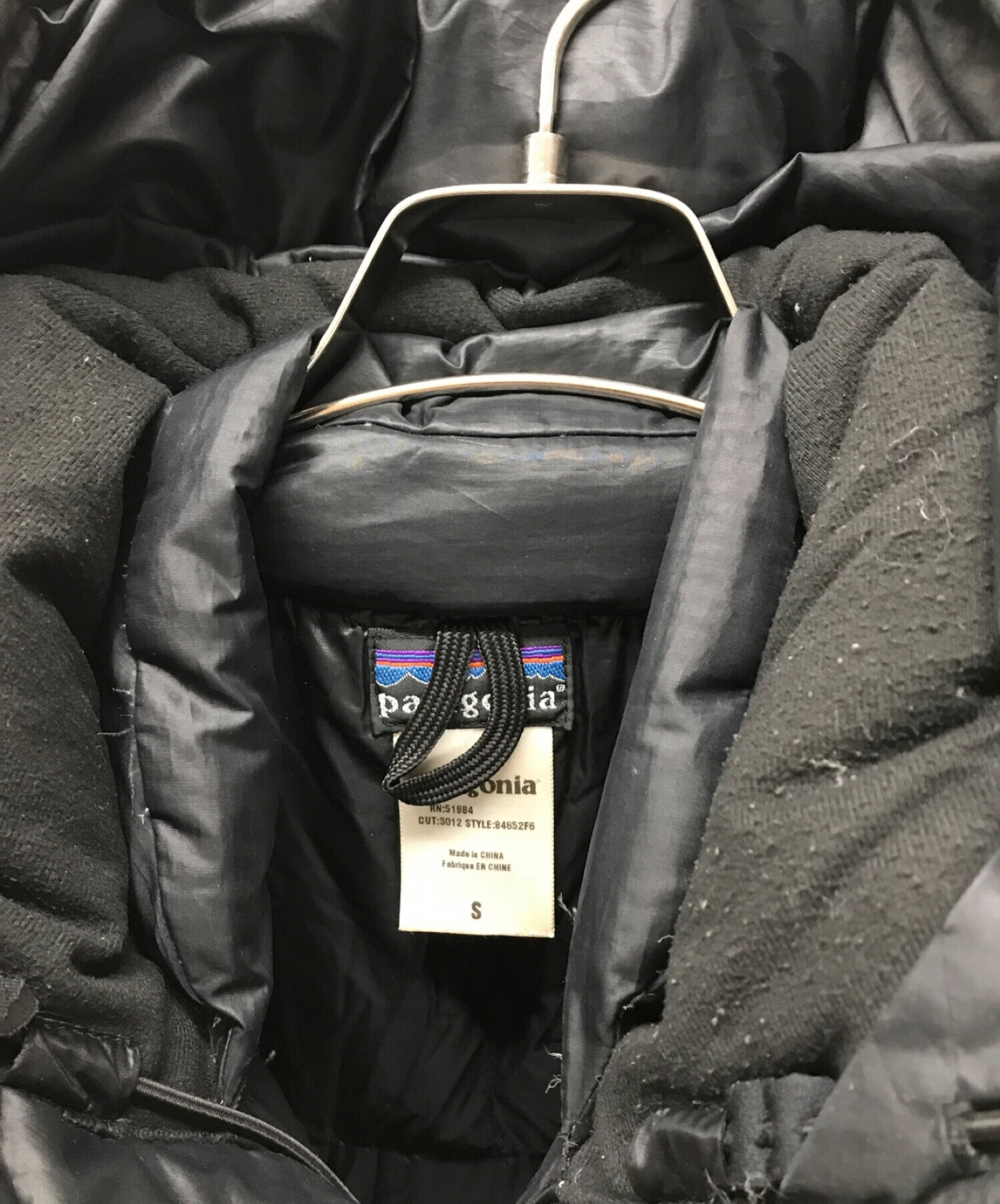 中古・古着通販】Patagonia (パタゴニア) ダウンパーカー ブラック