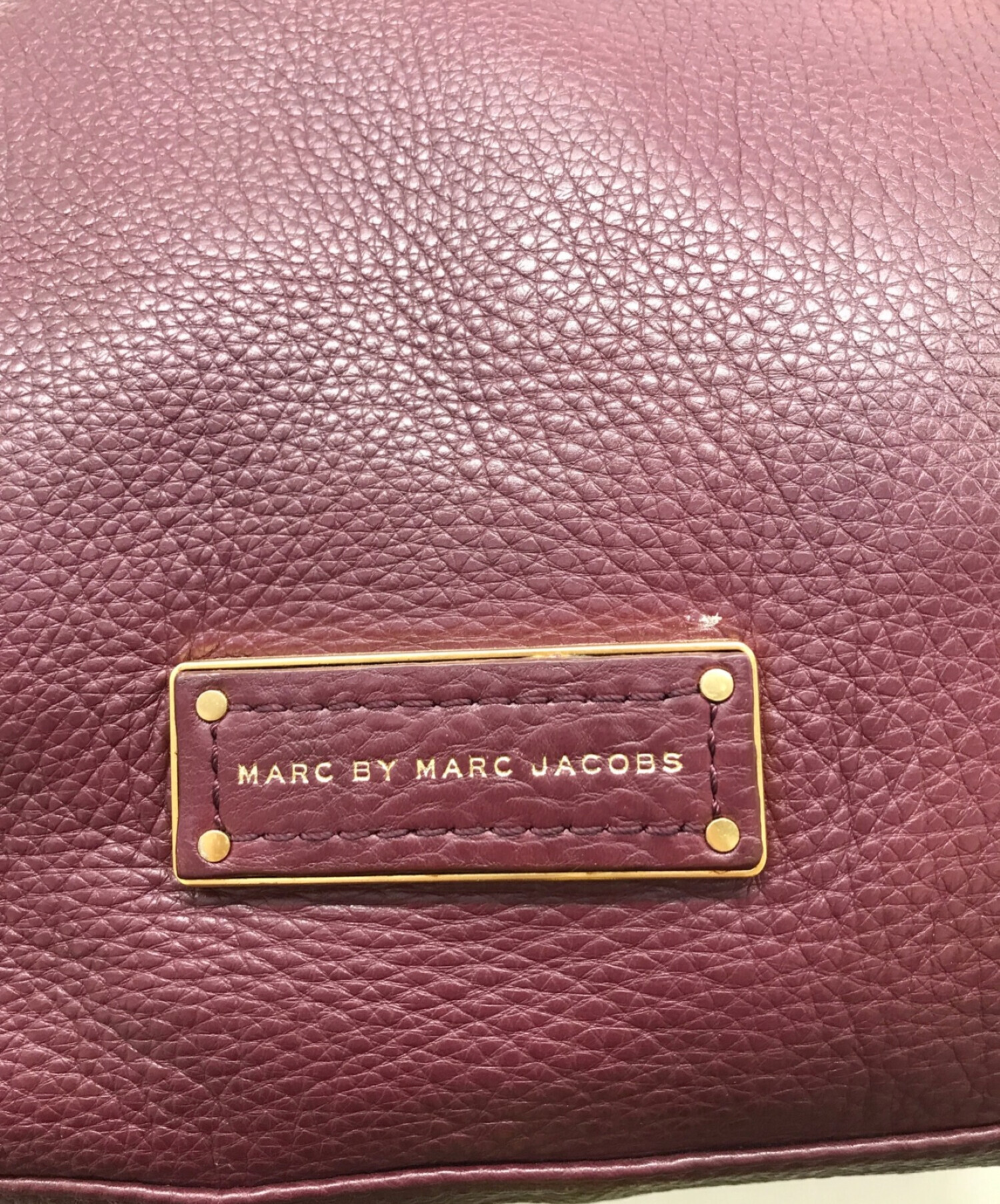 Marc by Marc Jacobs (マークバイマークジェイコブス) ロゴプレート レザートートバッグ ボルドー