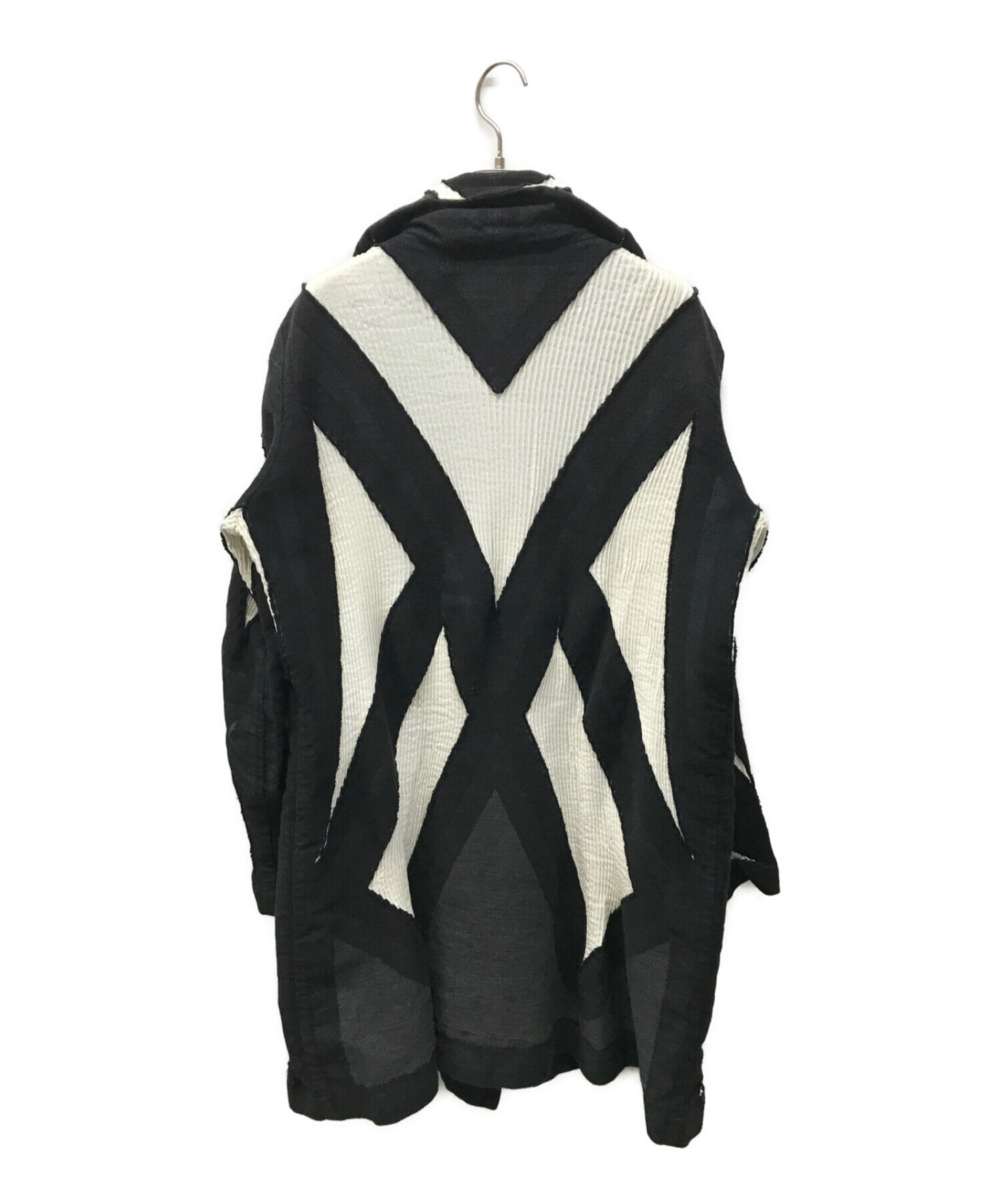 ISSEY MIYAKE (イッセイミヤケ) プリーツジャガードジャケットパッチワークコート ブラック×ホワイト サイズ:2