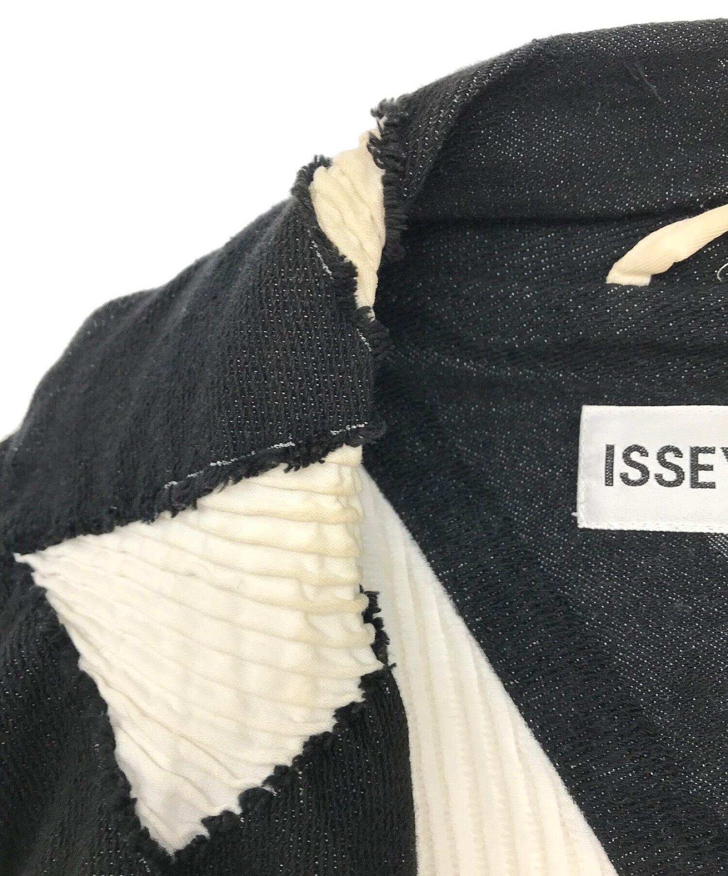 ISSEY MIYAKE (イッセイミヤケ) プリーツジャガードジャケットパッチワークコート ブラック×ホワイト サイズ:2