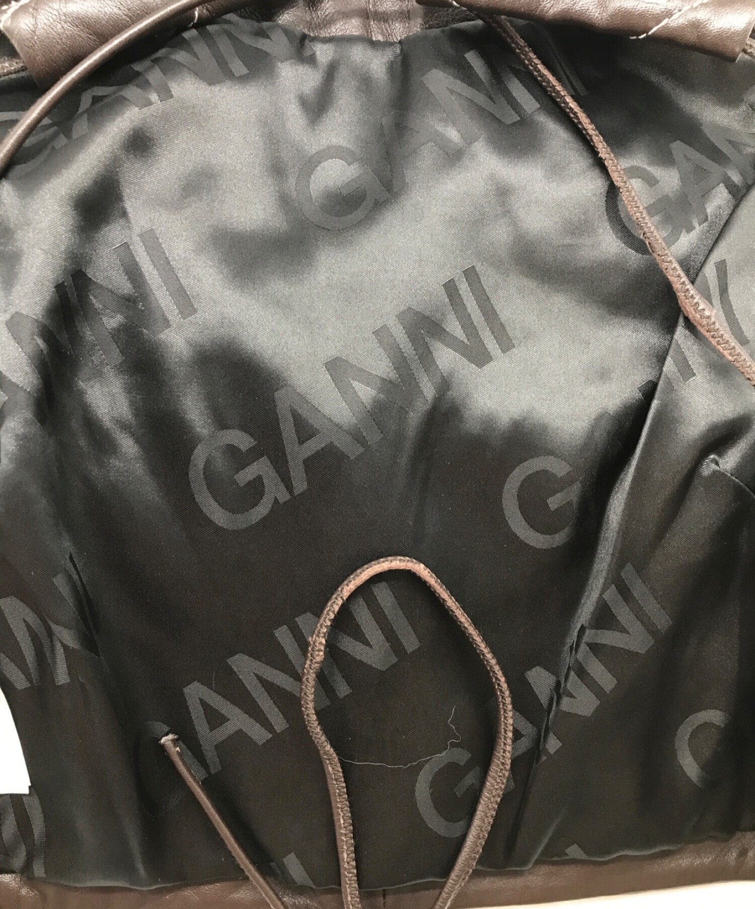 中古・古着通販】GANNI (ガニー) ラムレザーウエーブステッチベスト