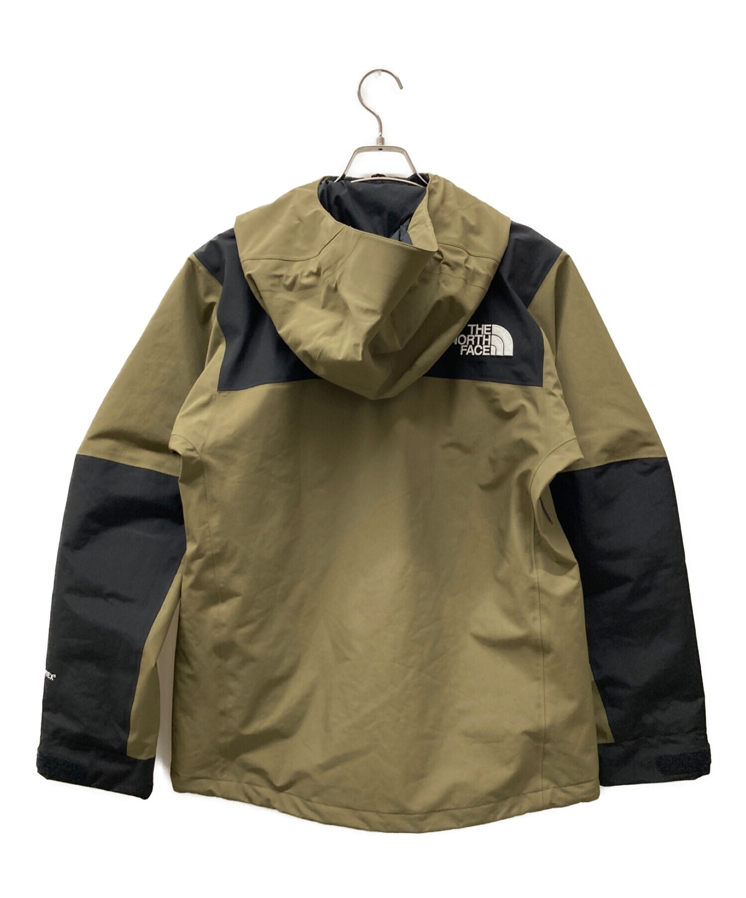 18AW Mサイズ mountain jacket ビーチグリーン BCNP61800