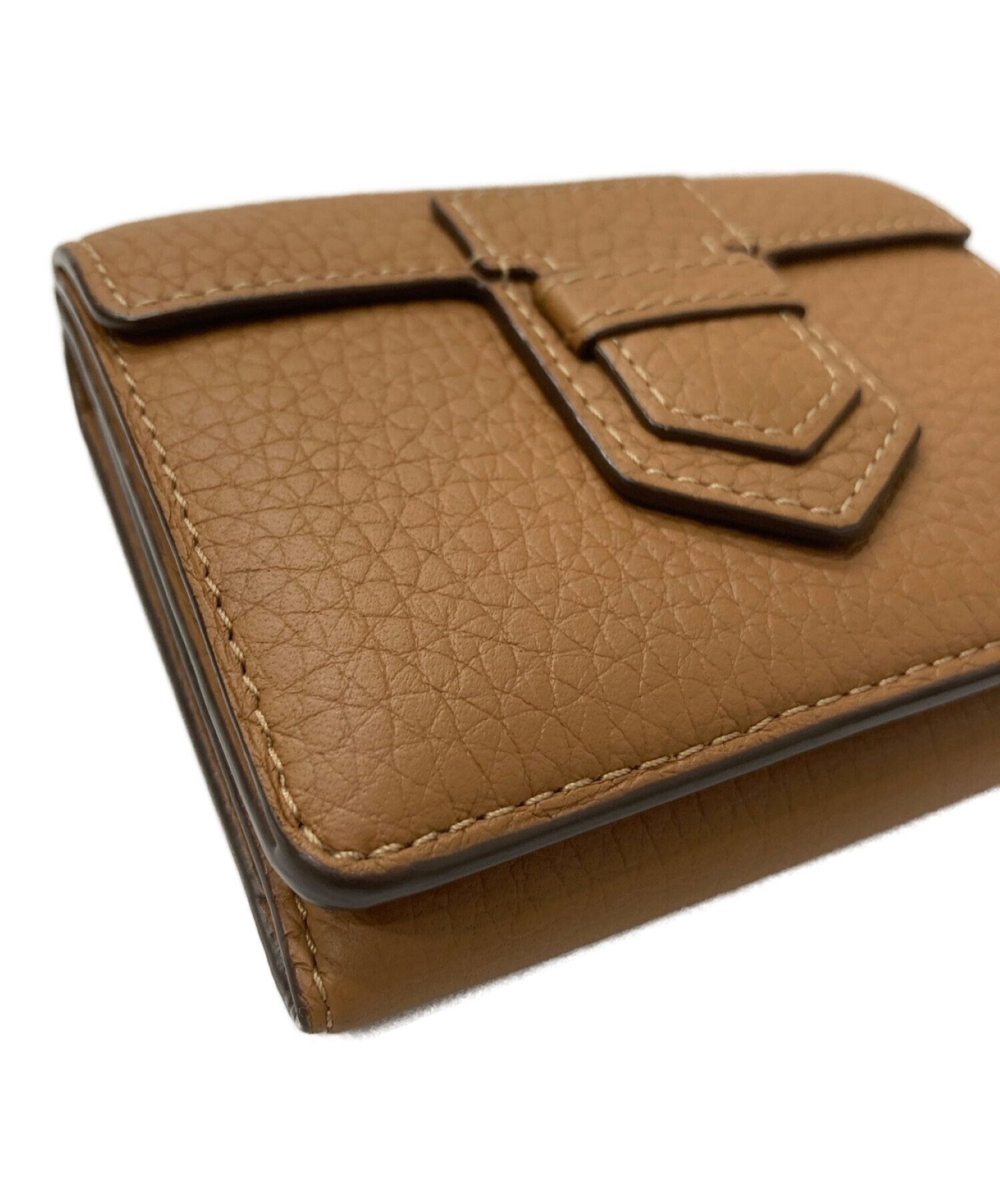 直営店買付☆ delvaux Presse Trifold Taurillon wallet vegetal-