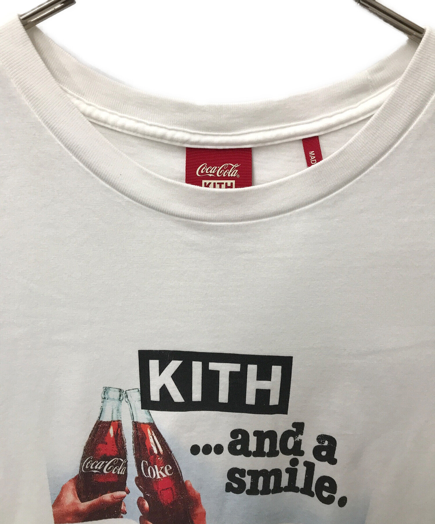 KITH Coca Cola (コカコーラ) KITH Coca-Cola Smile Vintage Tee/キス コカコーラ スマイル ビンテージ  Tシャツ/＃KH3858 /Coca Colaコラボ ホワイト サイズ:SIZE L