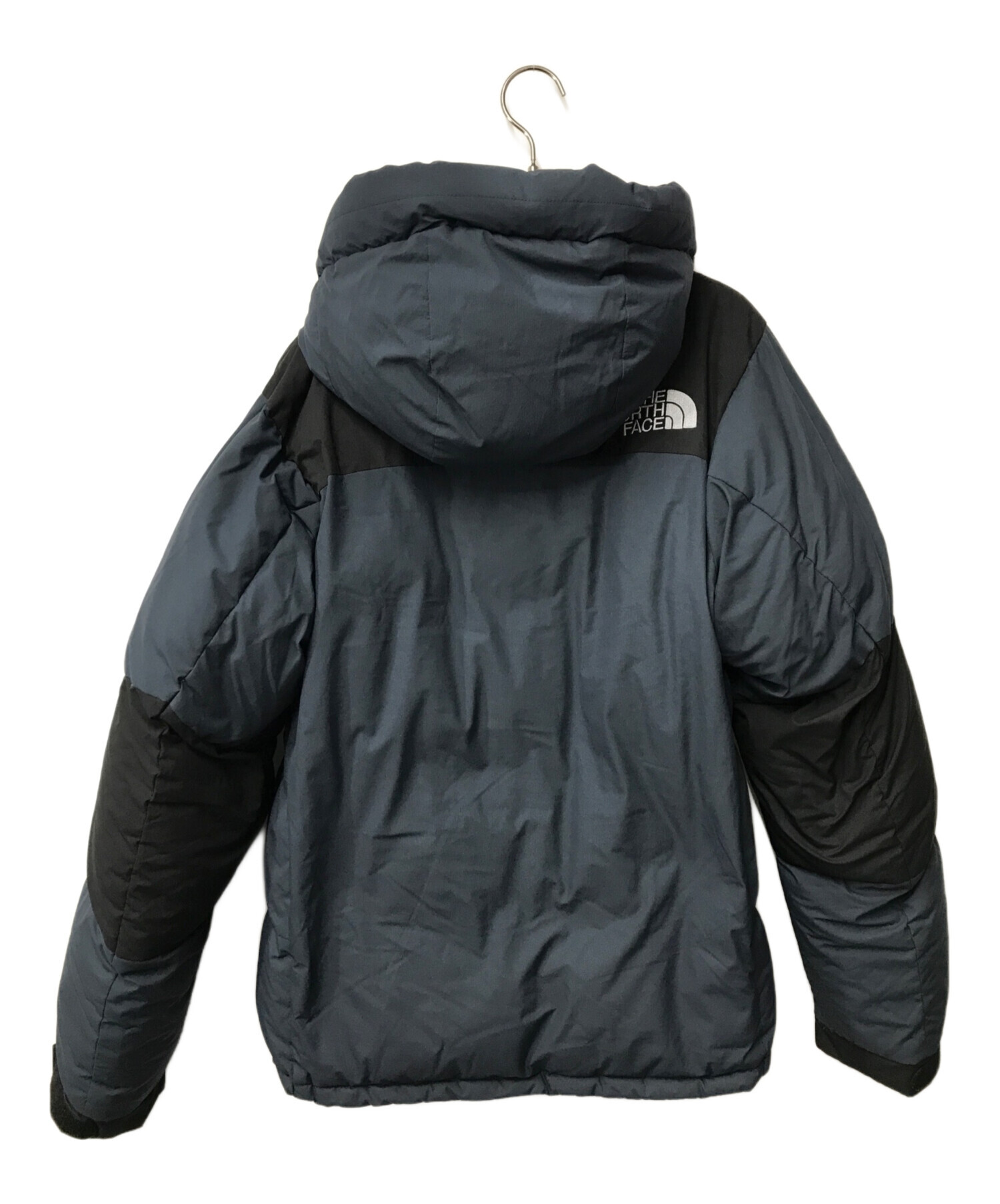 中古・古着通販】バルトロライトジャケット THE NORTH FACE ザ ノース フェイス GORE-TEX INFINIUM™PRODUCTS  ゴアテックス インフィニアム ワンハンドアジャスターフーデット ネイビー×ブラック ダブルチャック ND9｜ブランド・古着通販  トレファク公式【TREFAC FASHION ...