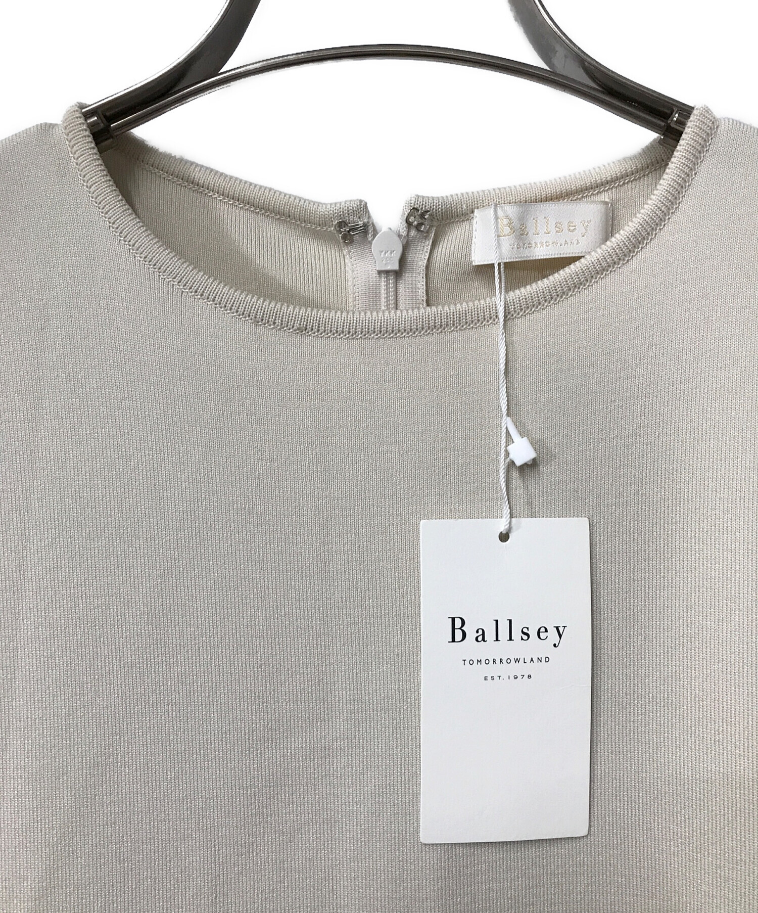 中古・古着通販】BALLSEY (ボールジィ) ミラノリブ クルーネックフィット＆フレアワンピース BALLSEY ボールジィ  TOMORROWLAND トゥモローランド 11-06-01-06402 アイボリー アイボリー サイズ:36 未使用品｜ブランド・古着通販  トレファク公式【TREFAC FASHION】スマホサイト