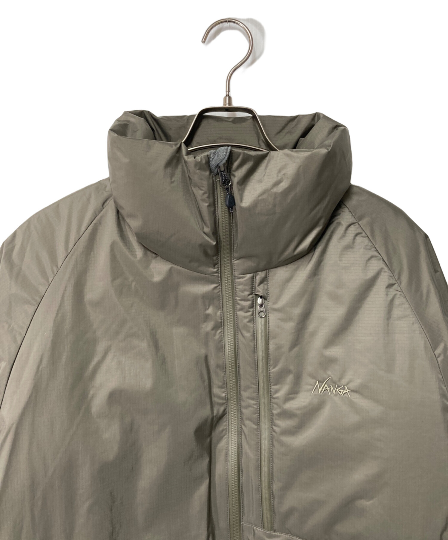 NANGA (ナンガ) AURORA STAND COLLAR DOWN JACKET/オーロラ スタンドカラー ダウンジャケット K23A25  カーキ サイズ:JPN XL/USA L/EUR L