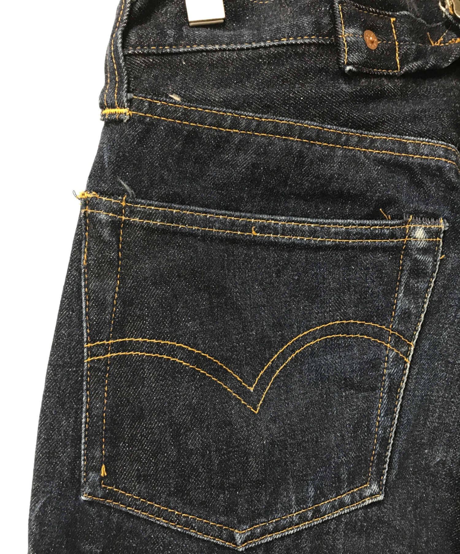 中古・古着通販】LEVI'S (リーバイス) 復刻201XXデニムパンツ/201-0003/バレンシア工場/赤耳/BIGE/ボタン裏555/98年3月製  インディゴ サイズ:W33｜ブランド・古着通販 トレファク公式【TREFAC FASHION】スマホサイト