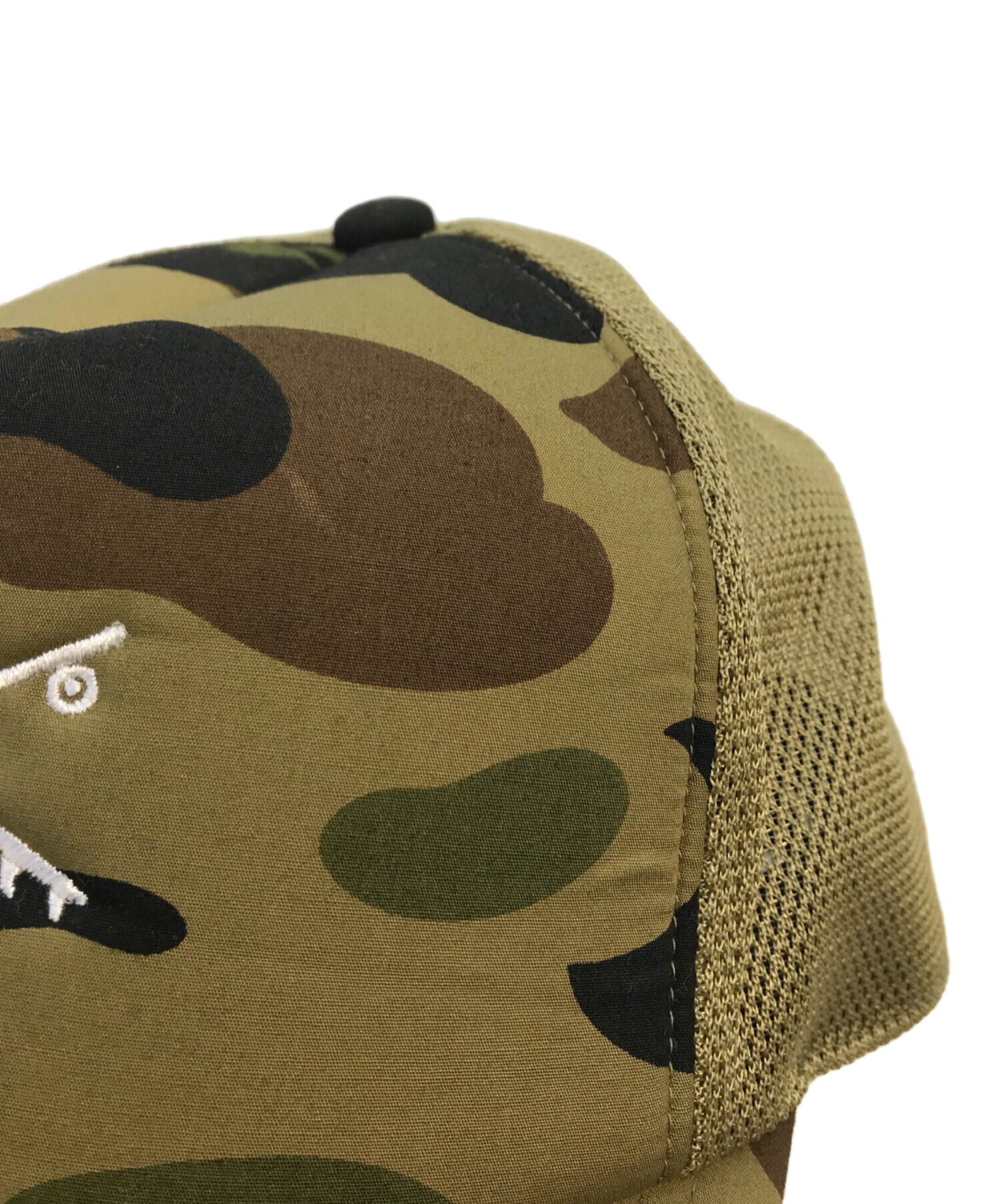 STUSSY HATS (ステューシー) A BATHING APE (アベイシングエイプ) カモメッシュキャップ/STUSSY  HATS/ステューシー/A BATHING APE/アベイシングエイプ/30周年記念品 カーキ