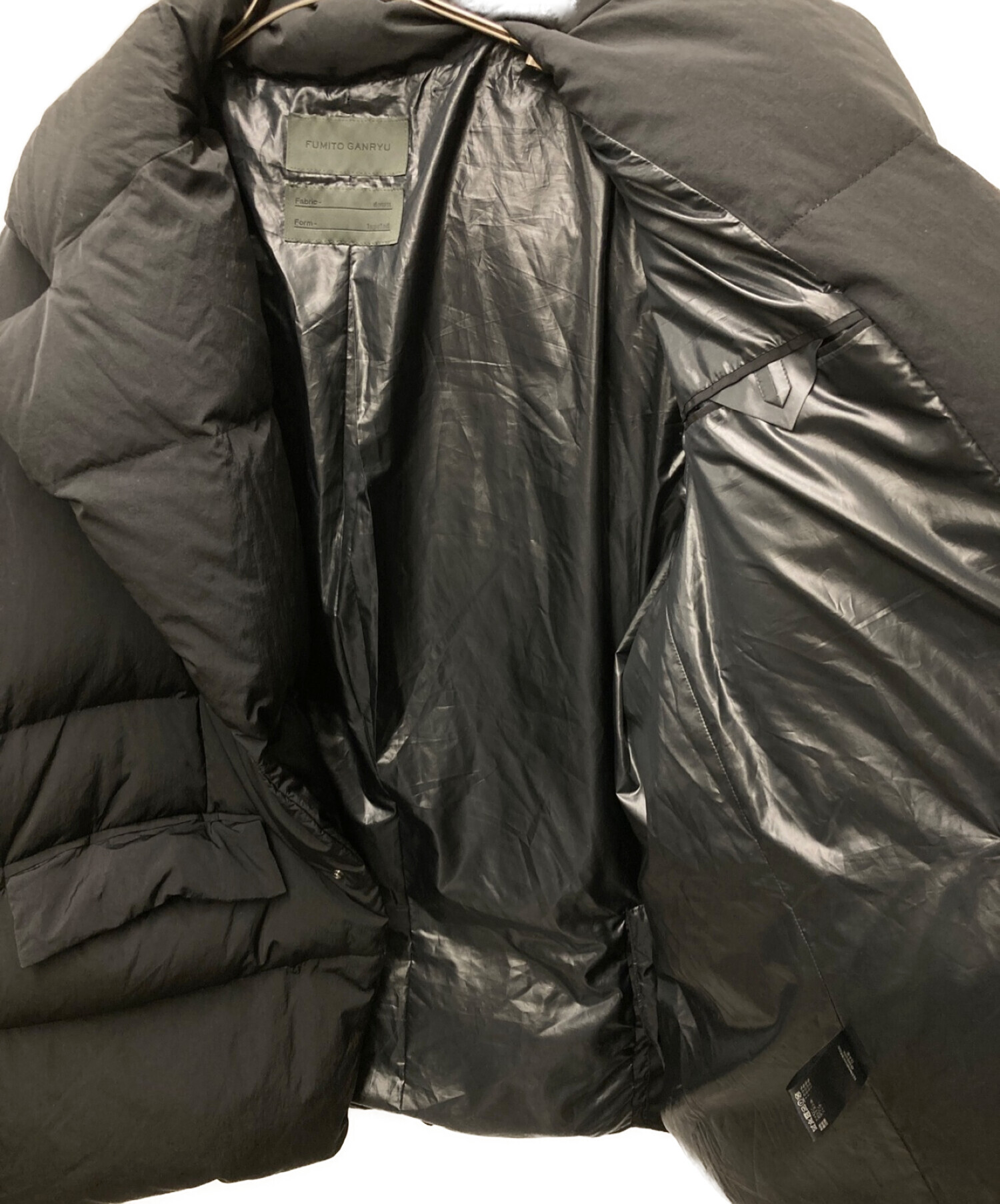 FUMITO GANRYU (フミトガンリュウ) TRAPEZE LAPELED DOWN JACKET ブラック サイズ:1