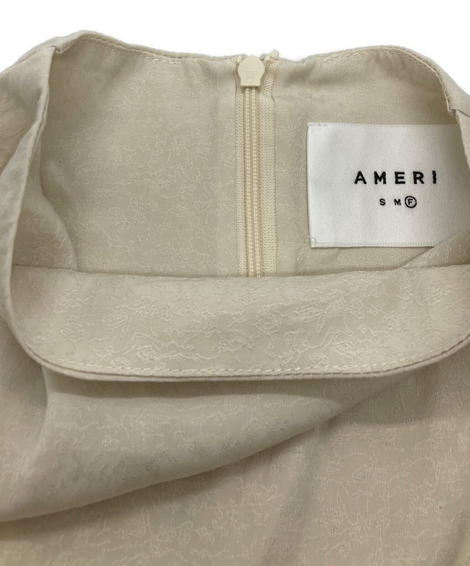 中古・古着通販】Ameri (アメリ) SOPHIA DRAPE NECK BLOUSE ベージュ