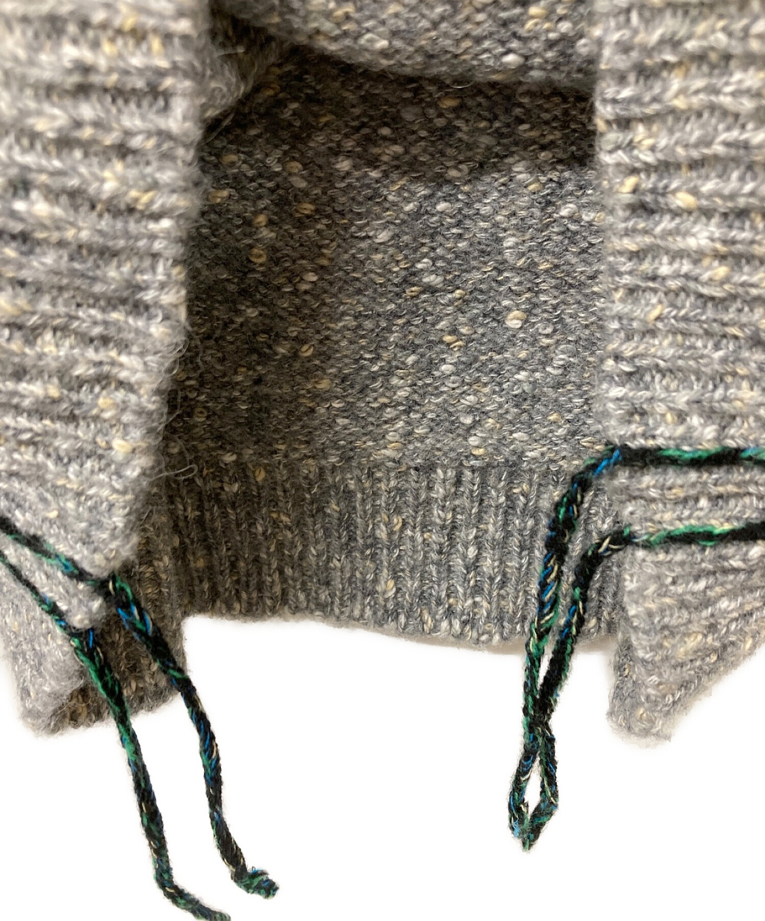 昨年1シーズン34回の着用ですsoduk stitching nep yarn knit top