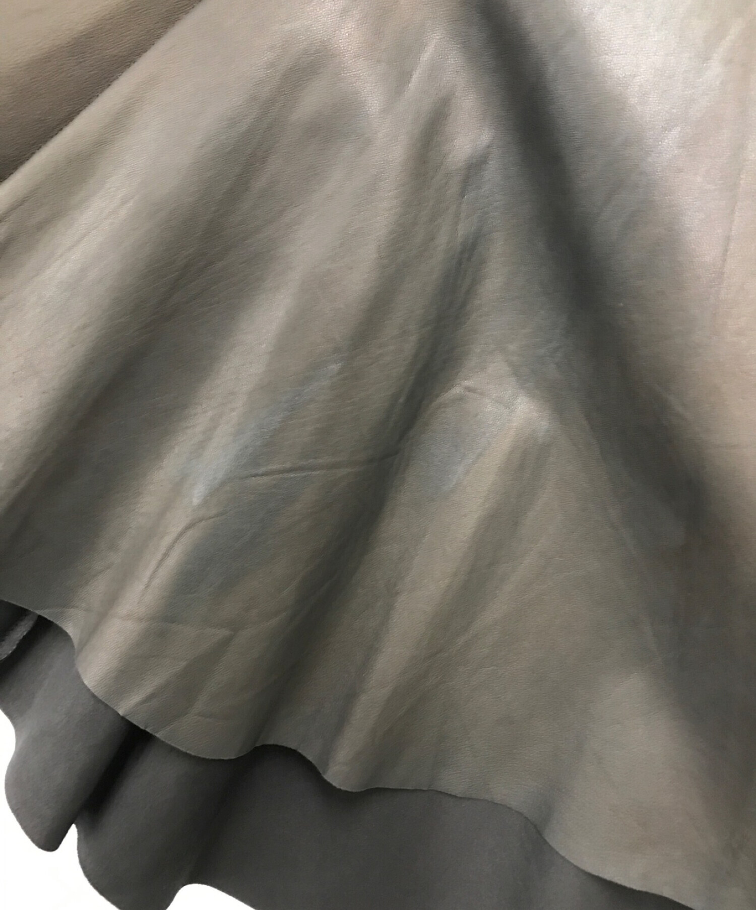 PRADA (プラダ) レザーミディフレアスカート ブラック サイズ:SIZE 42