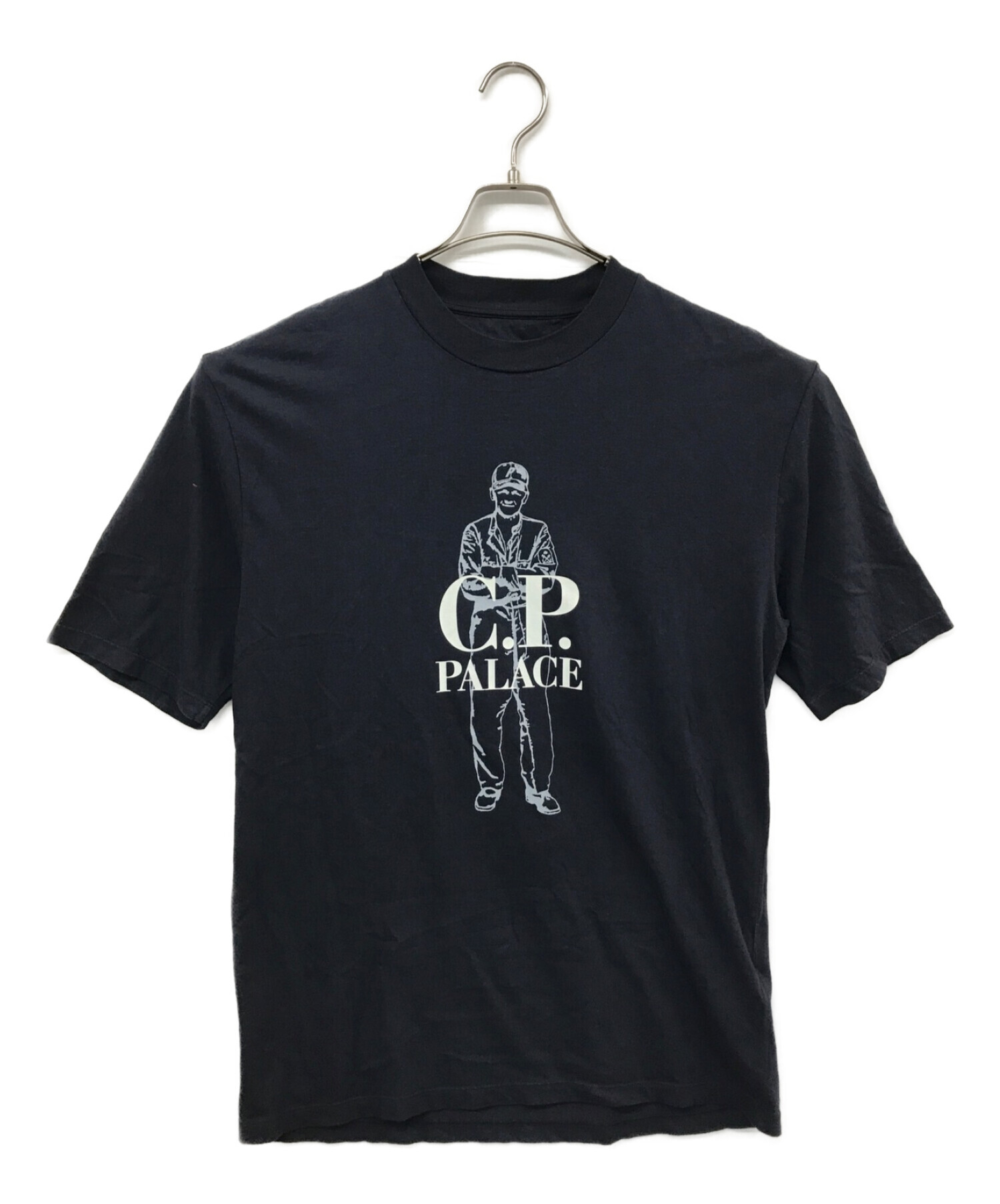 C.P COMPANY (シーピーカンパニー) PALACE (パレス) コラボロゴプリントTシャツ ネイビー サイズ:Ｍ