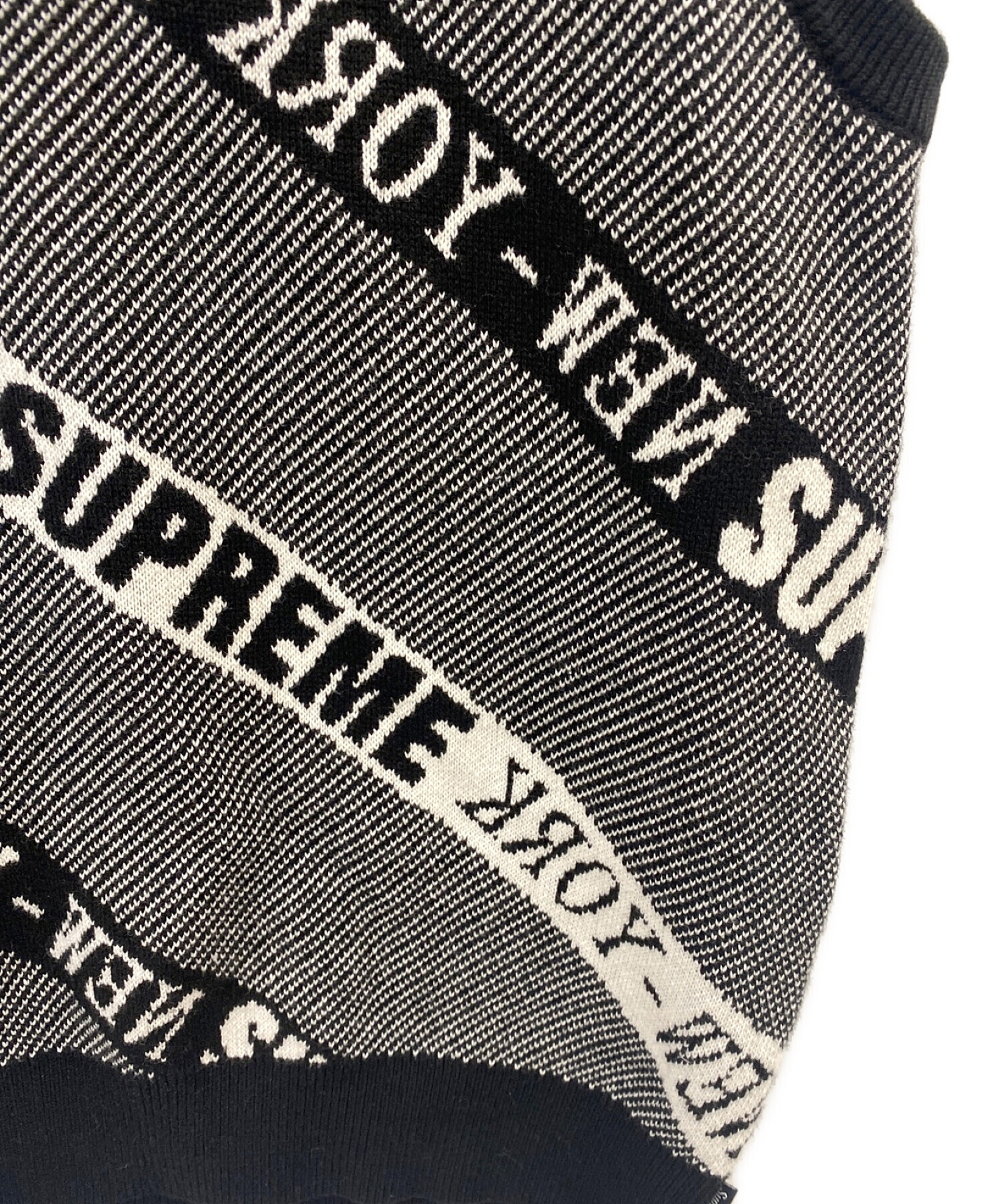 Supreme (シュプリーム) 22SS Stripe Sweater Vest ニットベスト ブラック サイズ:M