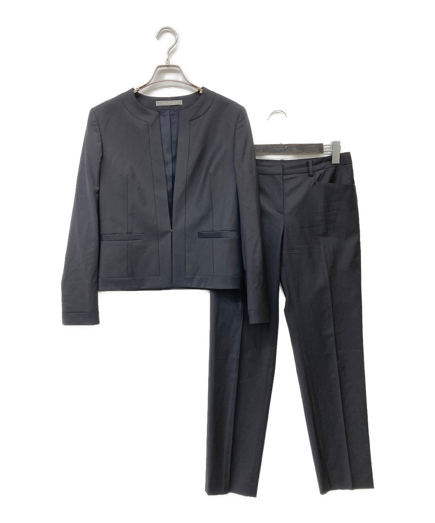 Theory Luxe スーツ（黒） サイズ38使用感少なく綺麗な状態ですが