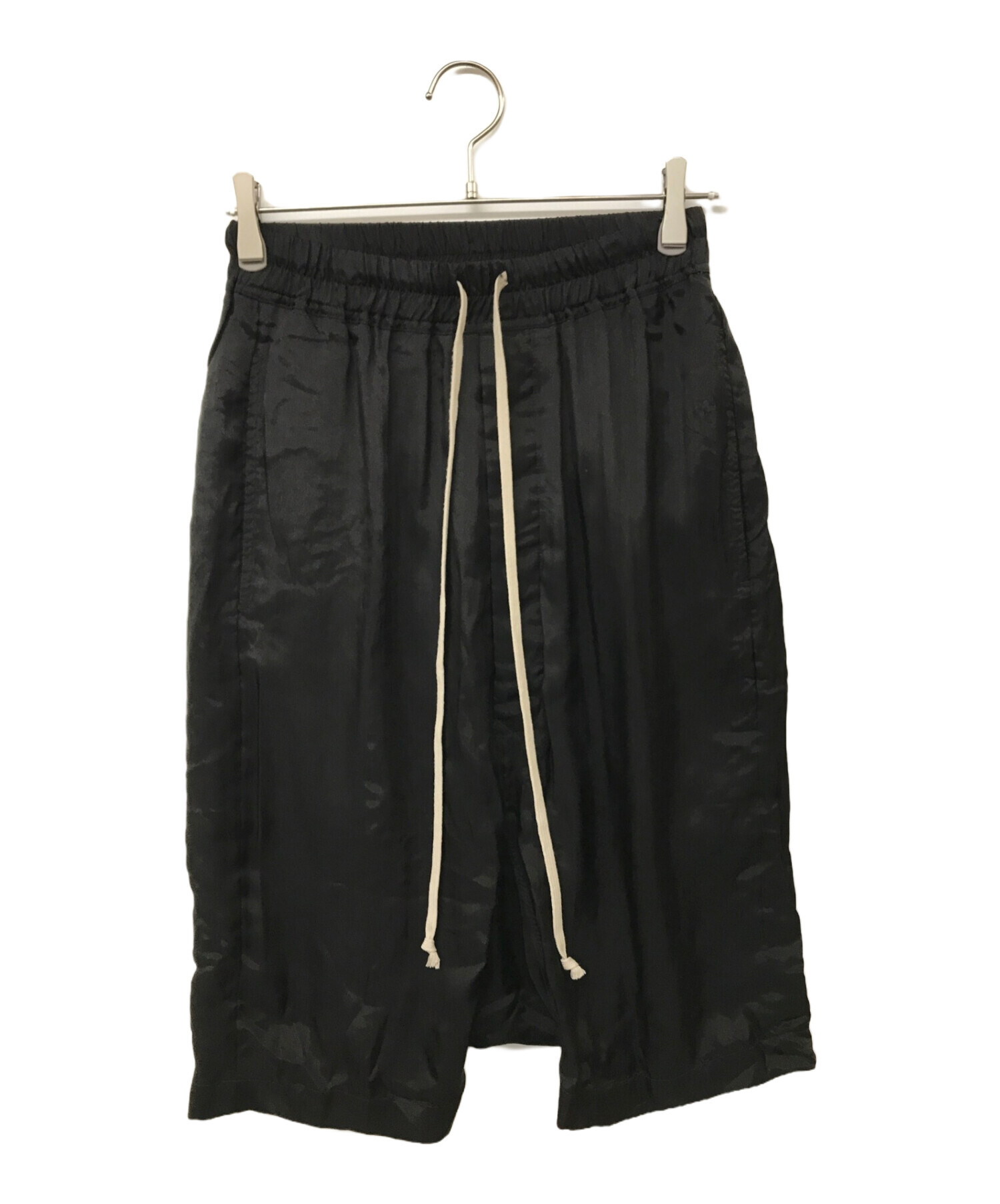 中古・古着通販】RICK OWENS (リックオウエンス) PODS SHORTS ブラック サイズ:44｜ブランド・古着通販  トレファク公式【TREFAC FASHION】スマホサイト