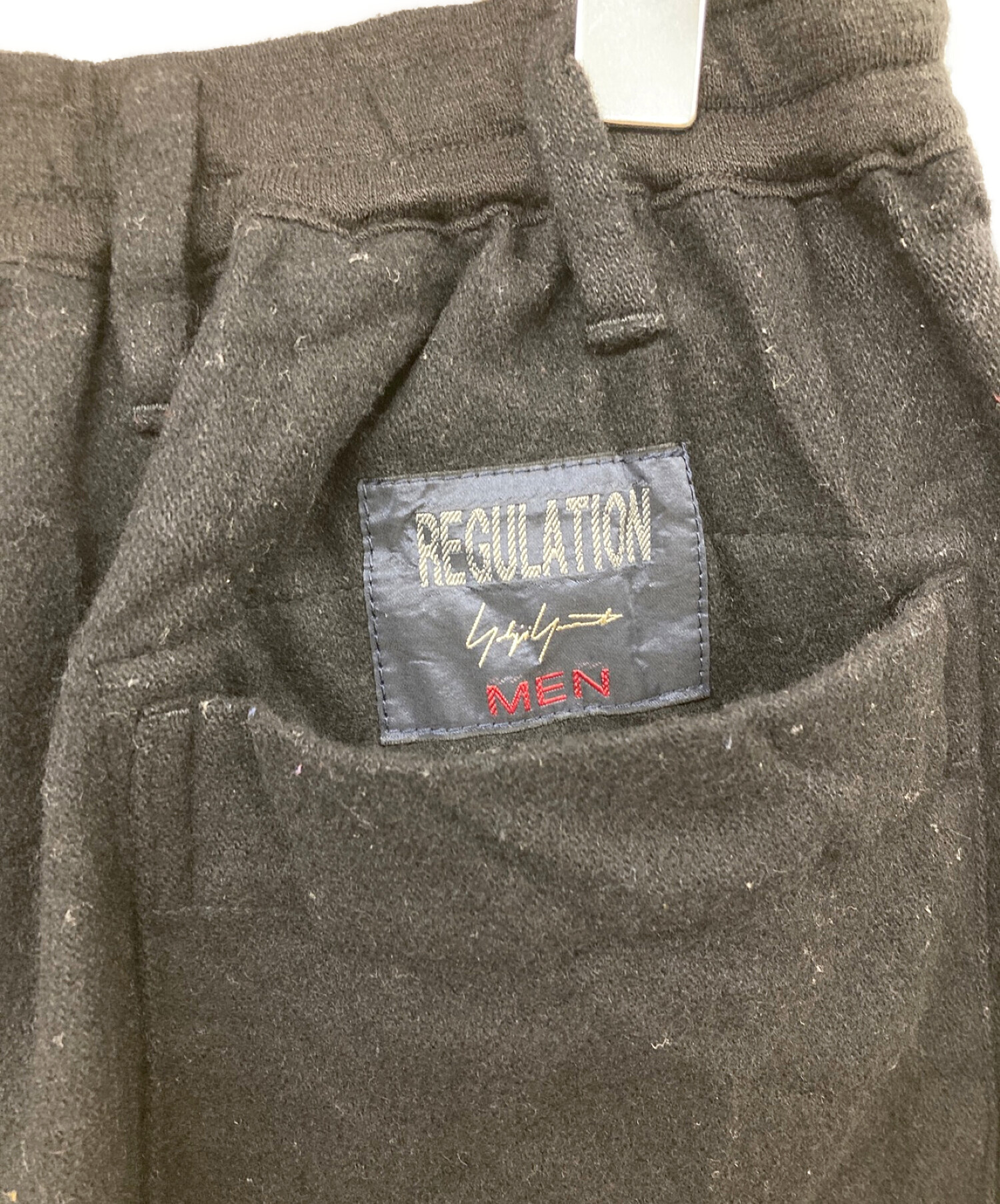 中古・古着通販】REGULATION Yohji Yamamoto (レギュレーションヨウジヤマモト) アシンメトリーカーゴポケットウールパンツ  ブラック サイズ:2｜ブランド・古着通販 トレファク公式【TREFAC FASHION】スマホサイト