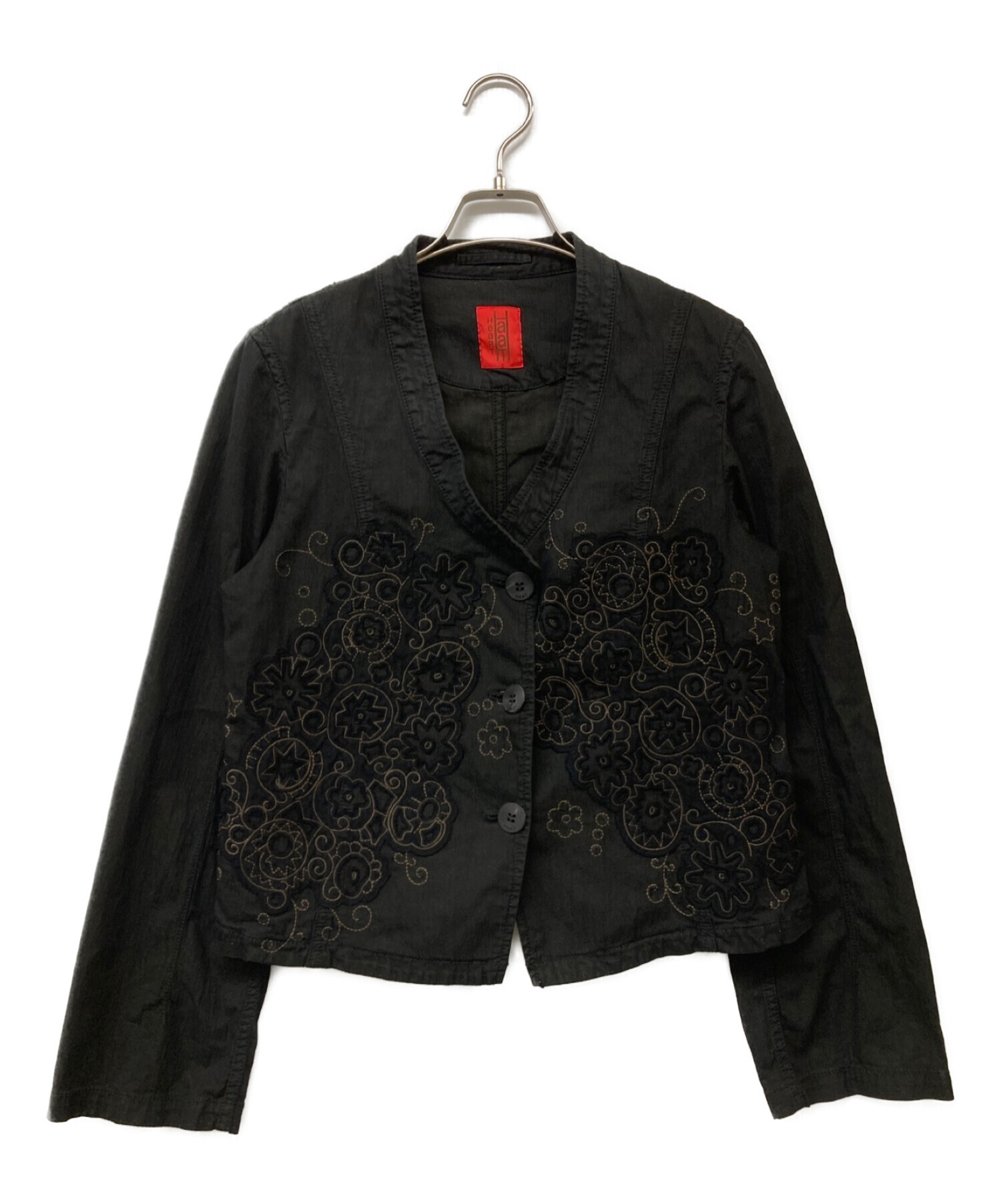 ISSEY MIYAKE HaaT (イッセイミヤケハート) 3B刺繍デザインジャケット ブラック サイズ:3