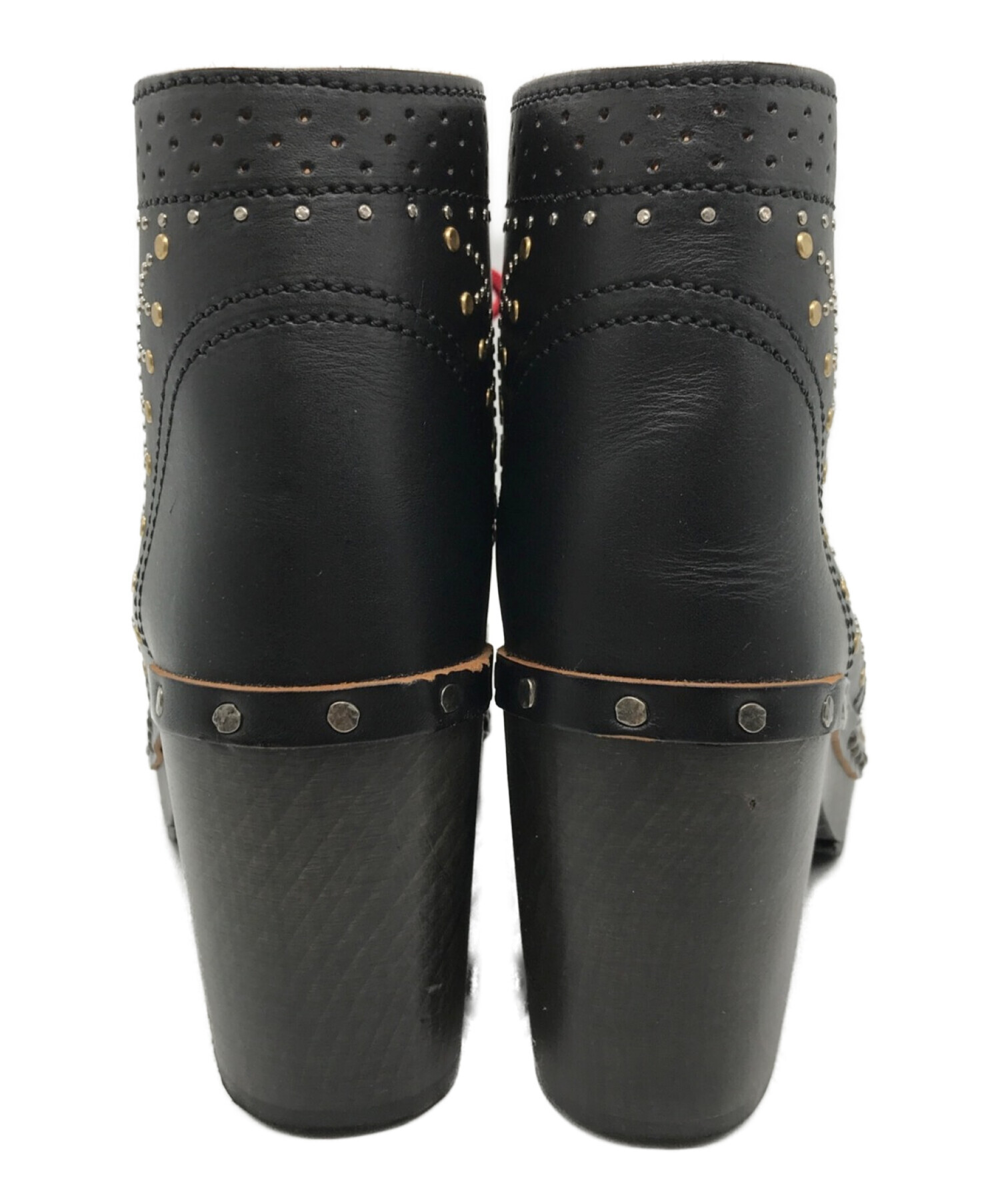 バーバリー Riveted Antrim Leather Ankle Boots-