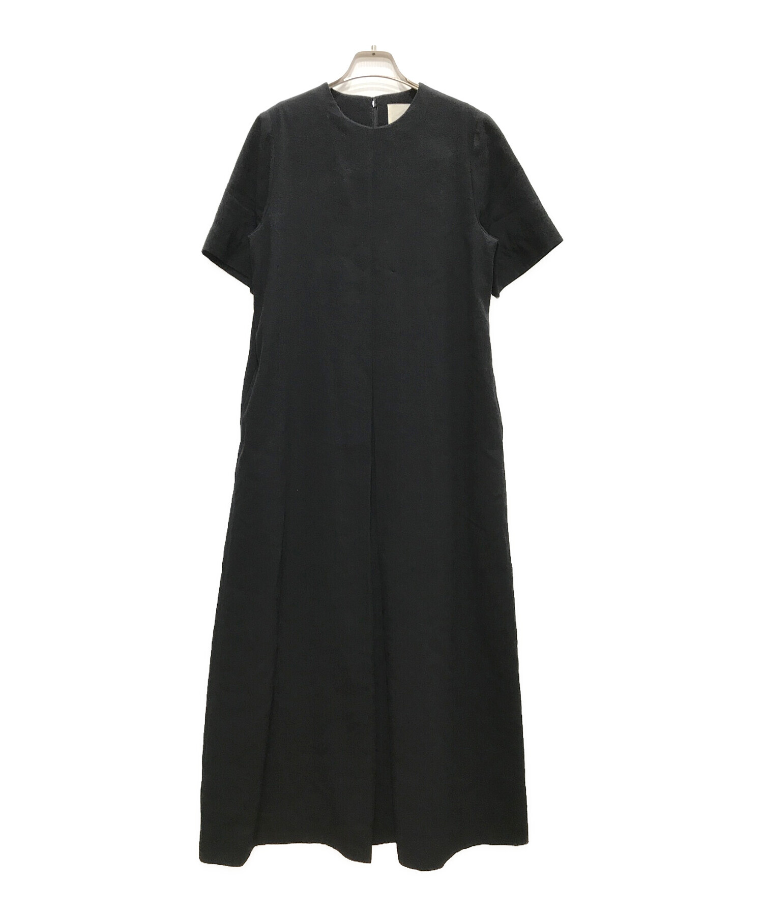 【新品 タグ値札付】Halfsleeve Tuck Dress black素材