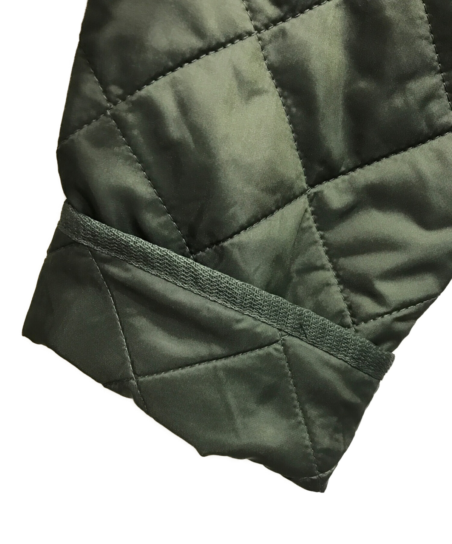 Barbour (バブアー) LIDDESDALE キルティングジャケット オリーブ サイズ:M