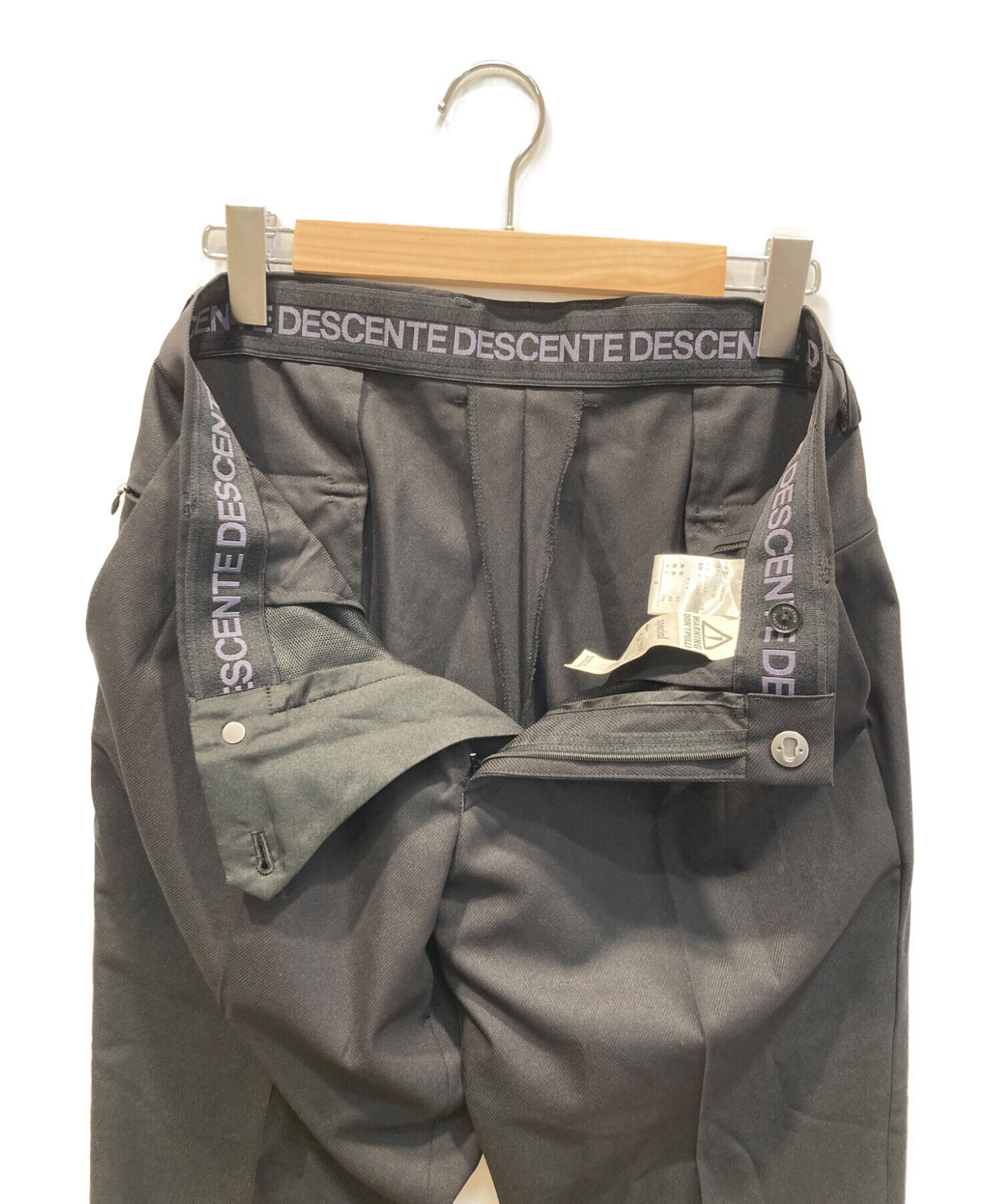 DESCENTE (デサント) ストレッチセットアップスーツ ブラック サイズ:M