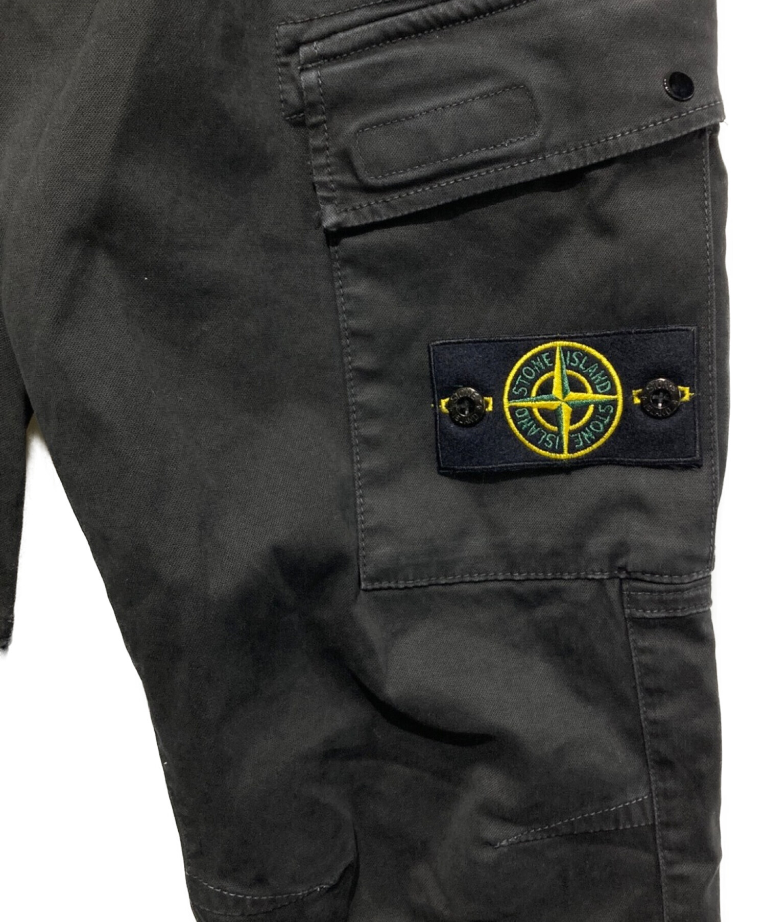 公式サイト STONE ISLAND コットンストレッチパンツ ワークパンツ