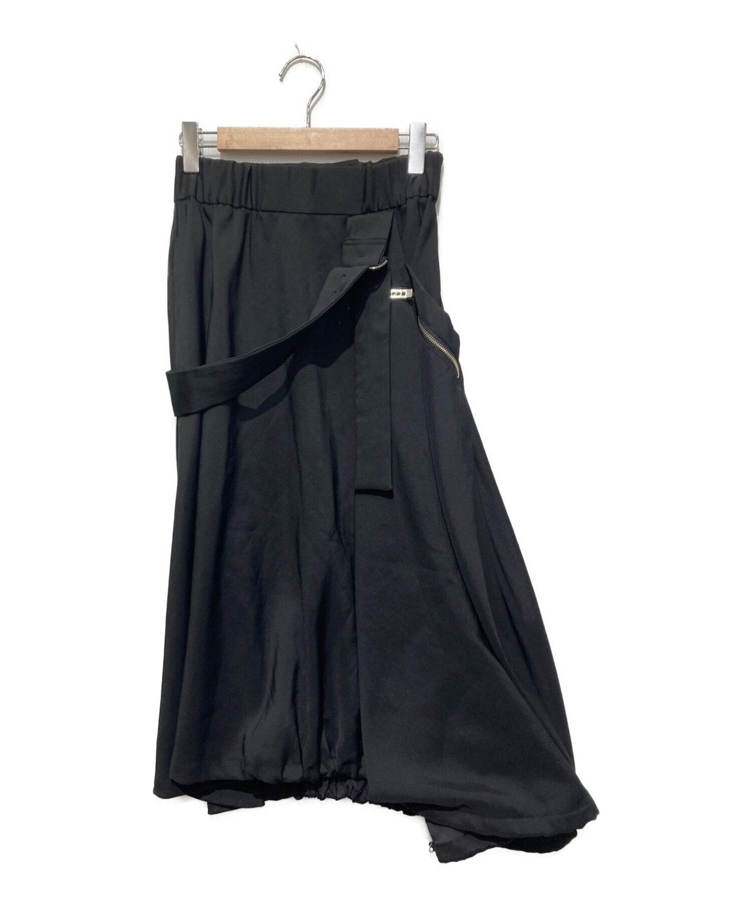 大幅値下げ♡ un3d ポケットバルーン サロペットスカート ブラック-
