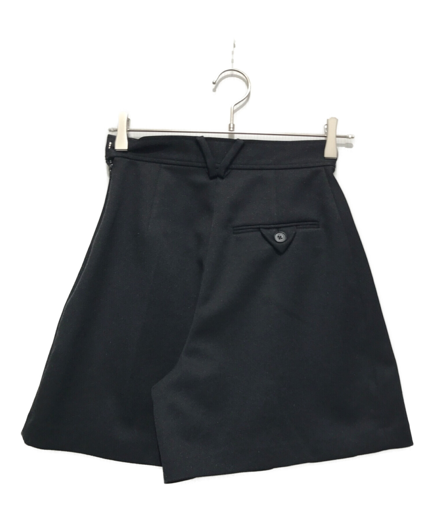 中古・古着通販】LE CIEL BLEU (ルシェルブルー) Tuck Flair Shorts