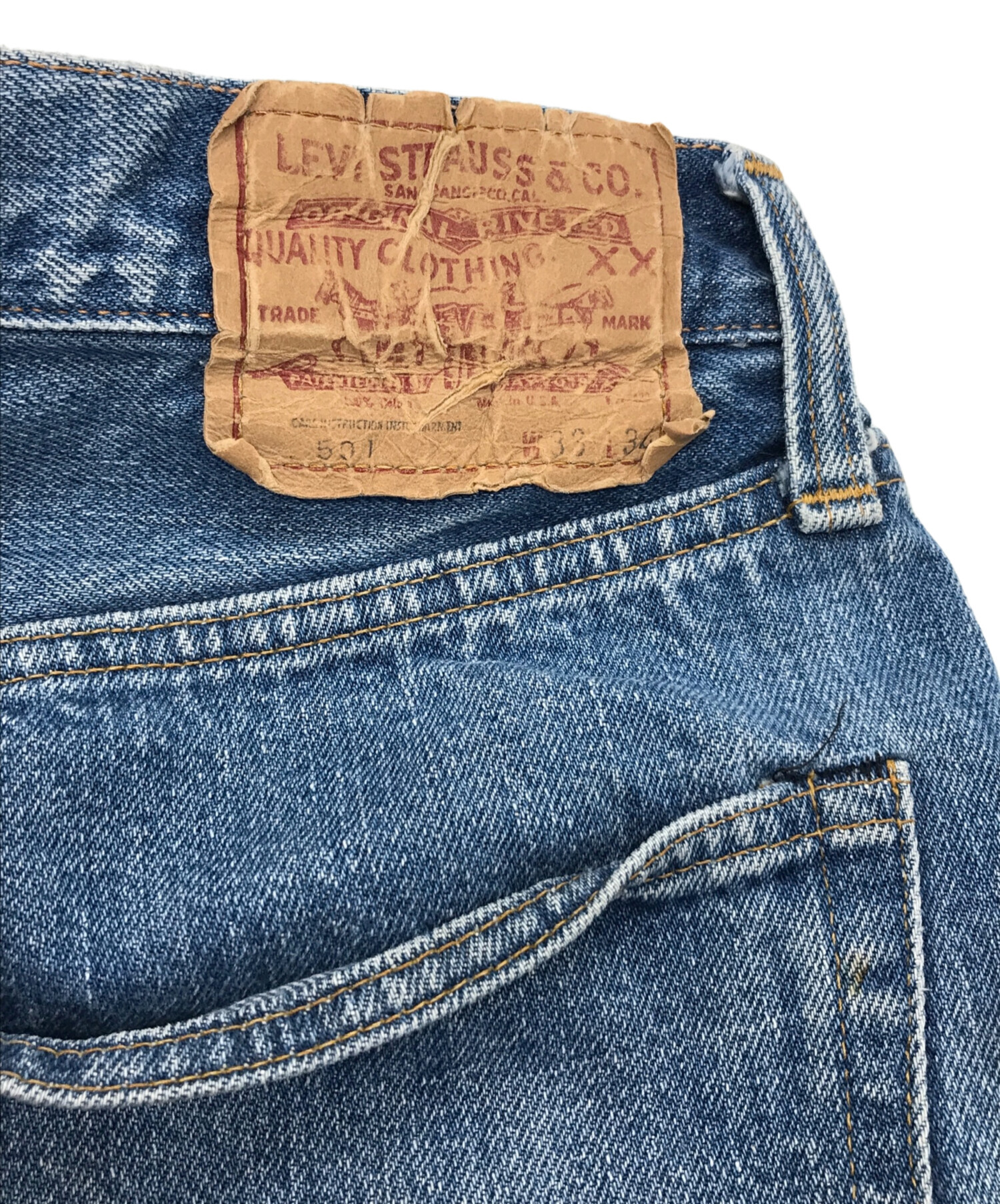 中古・古着通販】LEVI'S (リーバイス) ヴィンテージ501デニムショートパンツ ブルー サイズ:W33L34｜ブランド・古着通販  トレファク公式【TREFAC FASHION】スマホサイト