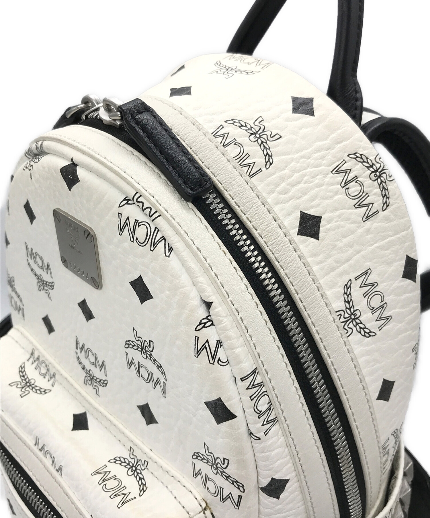 中古・古着通販】MCM (エムシーエム) スタッズリュック ホワイト サイズ:ー｜ブランド・古着通販 トレファク公式【TREFAC  FASHION】スマホサイト