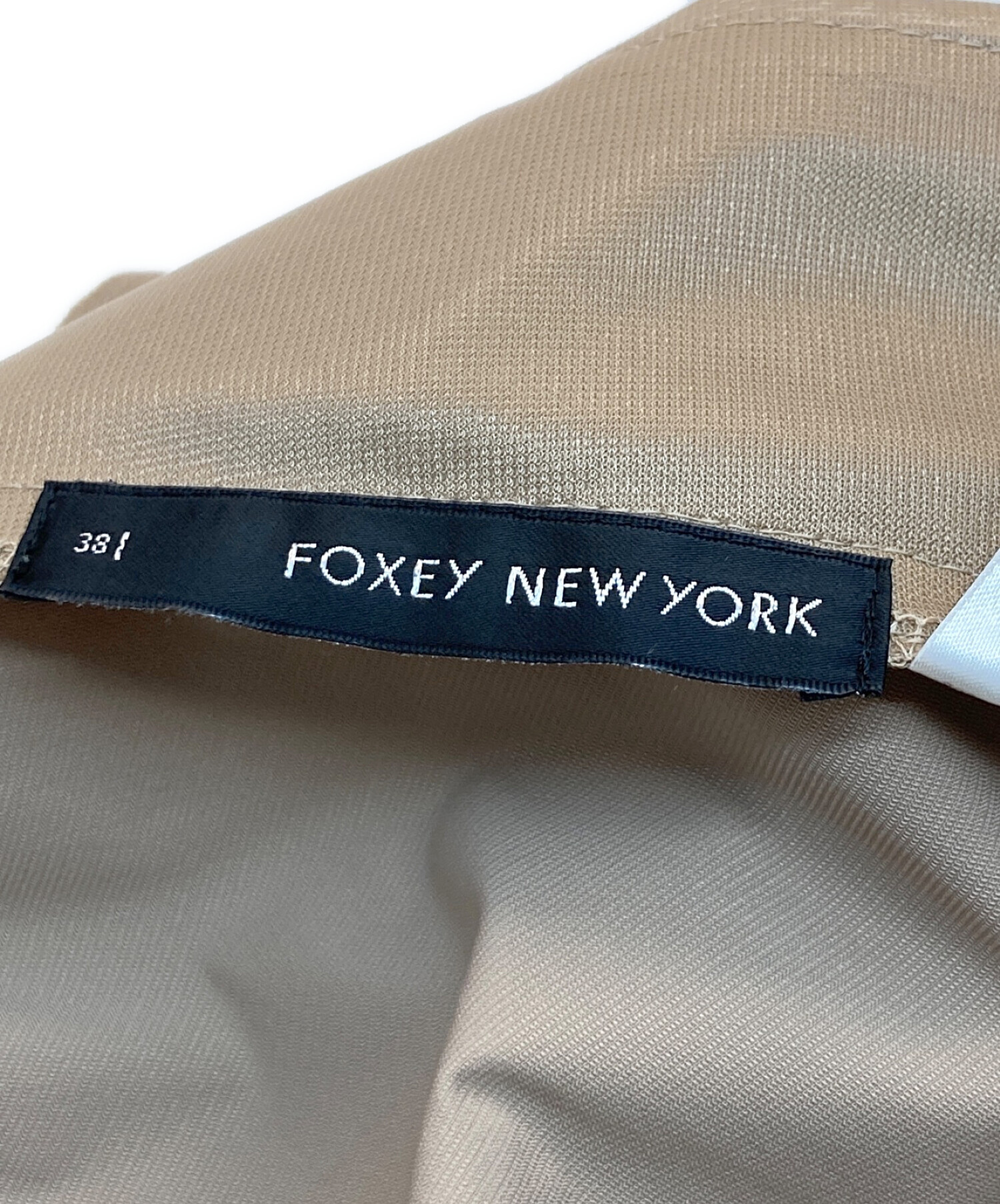 FOXEY NEWYORK (フォクシーニューヨーク) デザインワンピース ベージュ サイズ:38