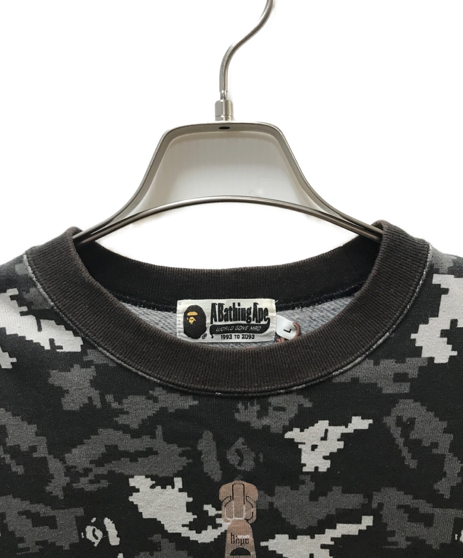 A BATHING APE (ア ベイシング エイプ) Digital Camo Shark Crewneck グレー サイズ:Ｌ