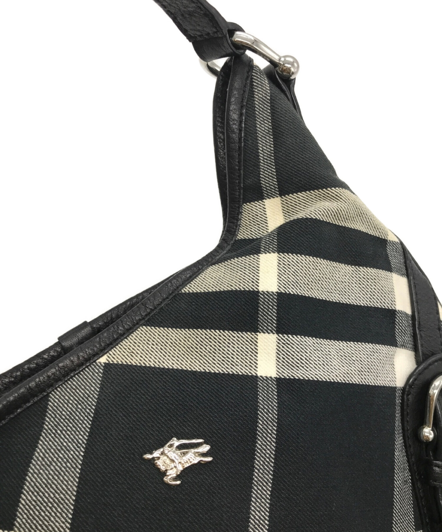 BURBERRY (バーバリー) ワンショルダーバッグ ブラック