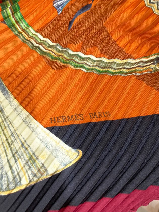中古・古着通販】HERMES (エルメス) プリーツスカーフ オレンジ サイズ 