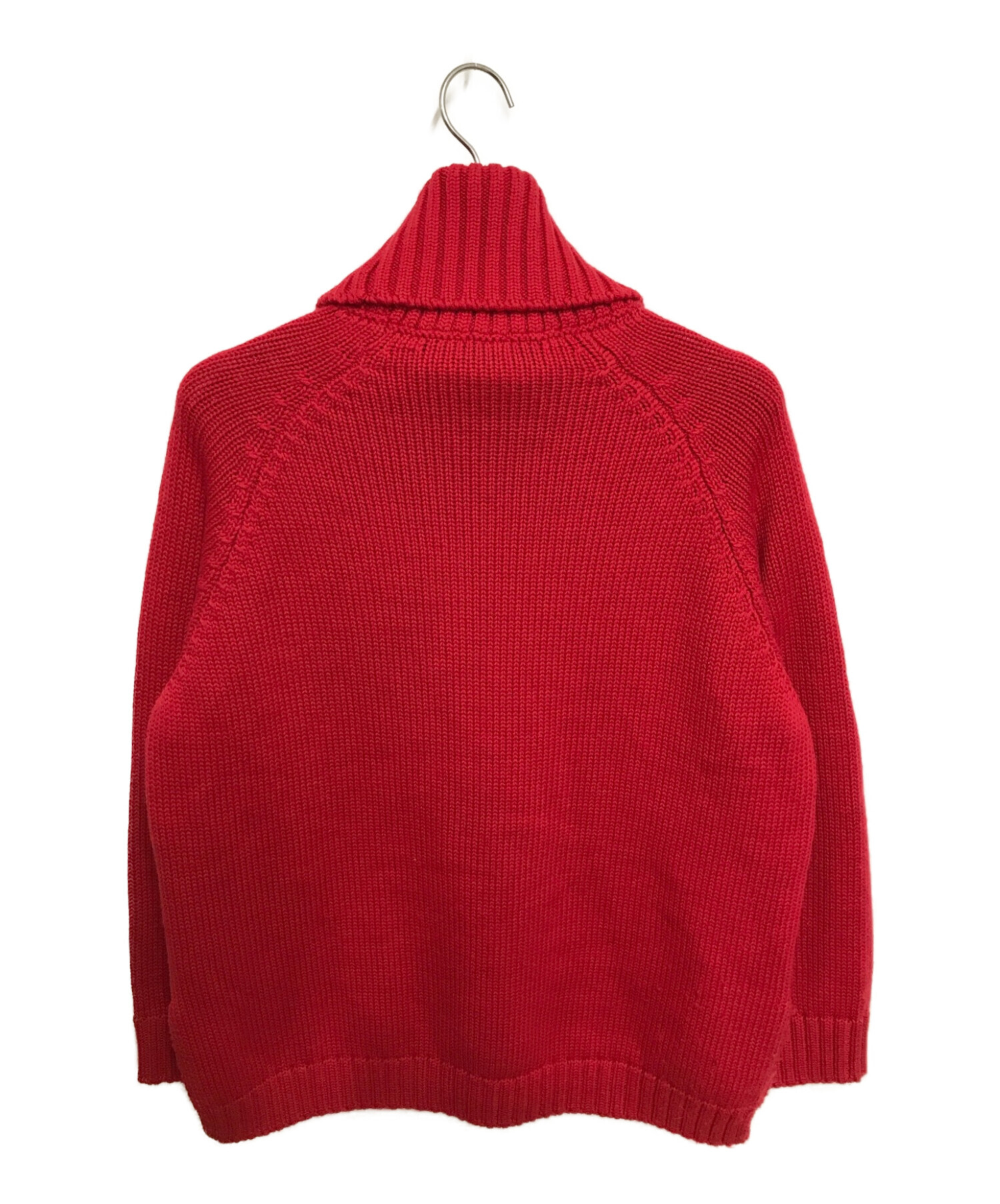お値下げ　FENDI タートルネックセーター　赤　サイズ42タグ表記42