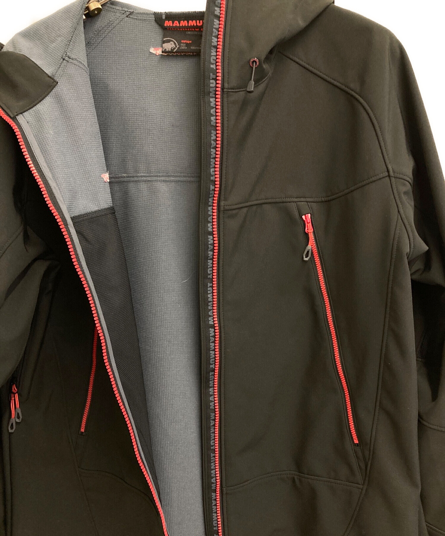 MAMMUT (マムート) SOFtech Winter Storm Jacket レッド×ブラック サイズ:SIZEXL