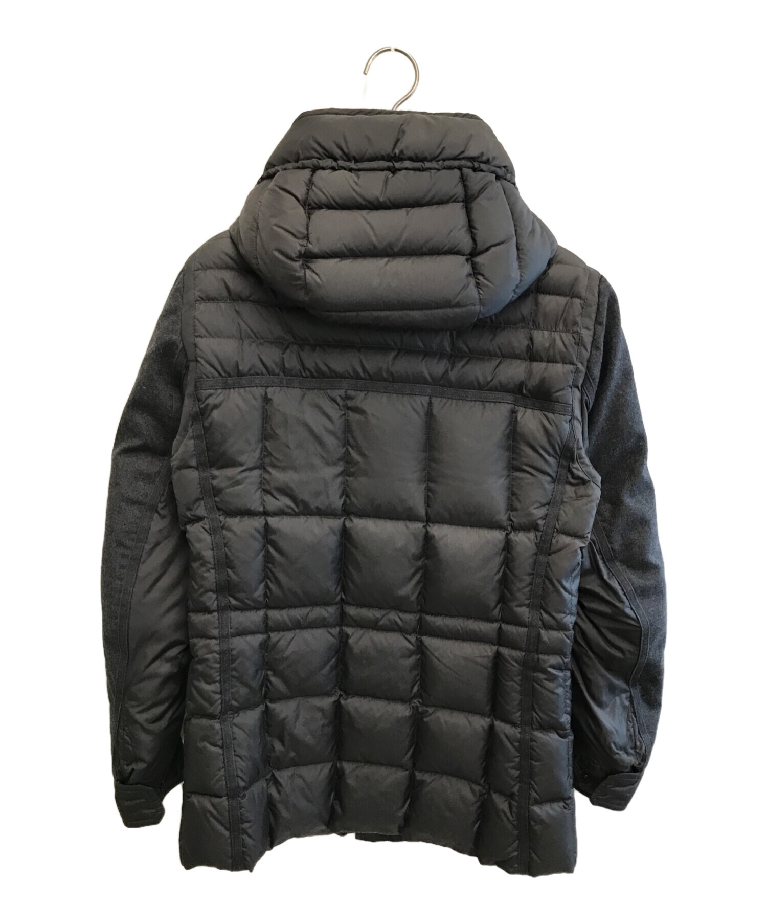 中古・古着通販】MONCLER (モンクレール) ジェイコブダウンジャケット グレー サイズ:SIZE 0｜ブランド・古着通販  トレファク公式【TREFAC FASHION】スマホサイト