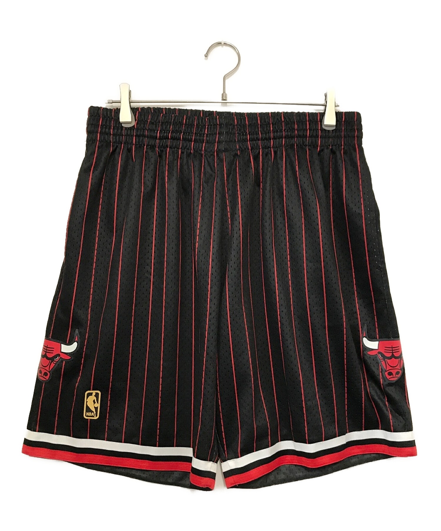 中古・古着通販】MITCHELL & NESS (ミッチェルアンドネス) SWINGMAN SHORTS / スウィングマン ショーツ  ブラック×レッド サイズ:Ⅼ｜ブランド・古着通販 トレファク公式【TREFAC FASHION】スマホサイト