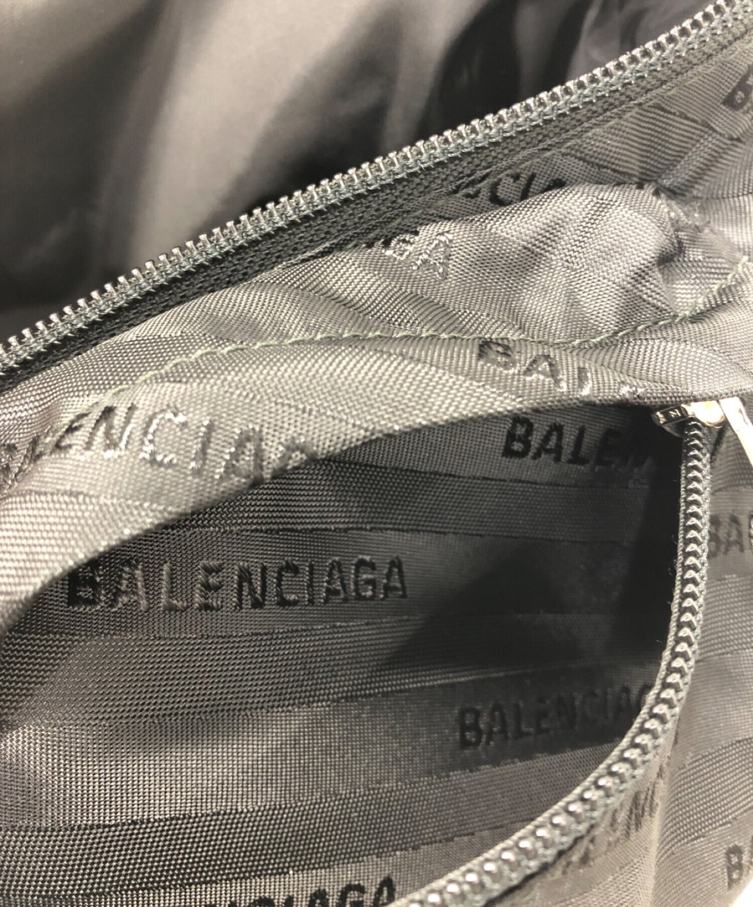 中古・古着通販】BALENCIAGA (バレンシアガ) ウエストバッグ ブラック